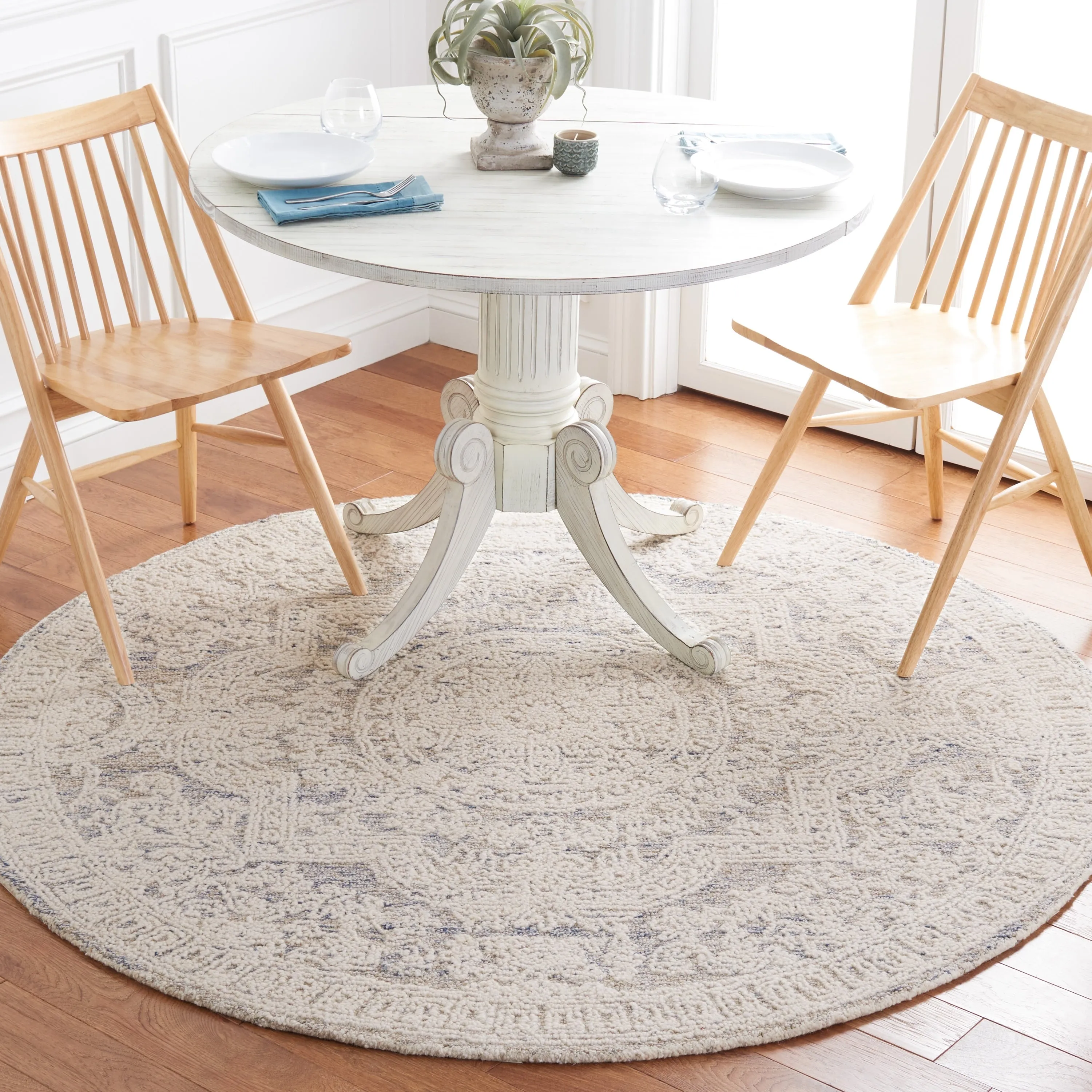 SAFAVIEH Handmade Abstract Torild Medallion Wool Rug