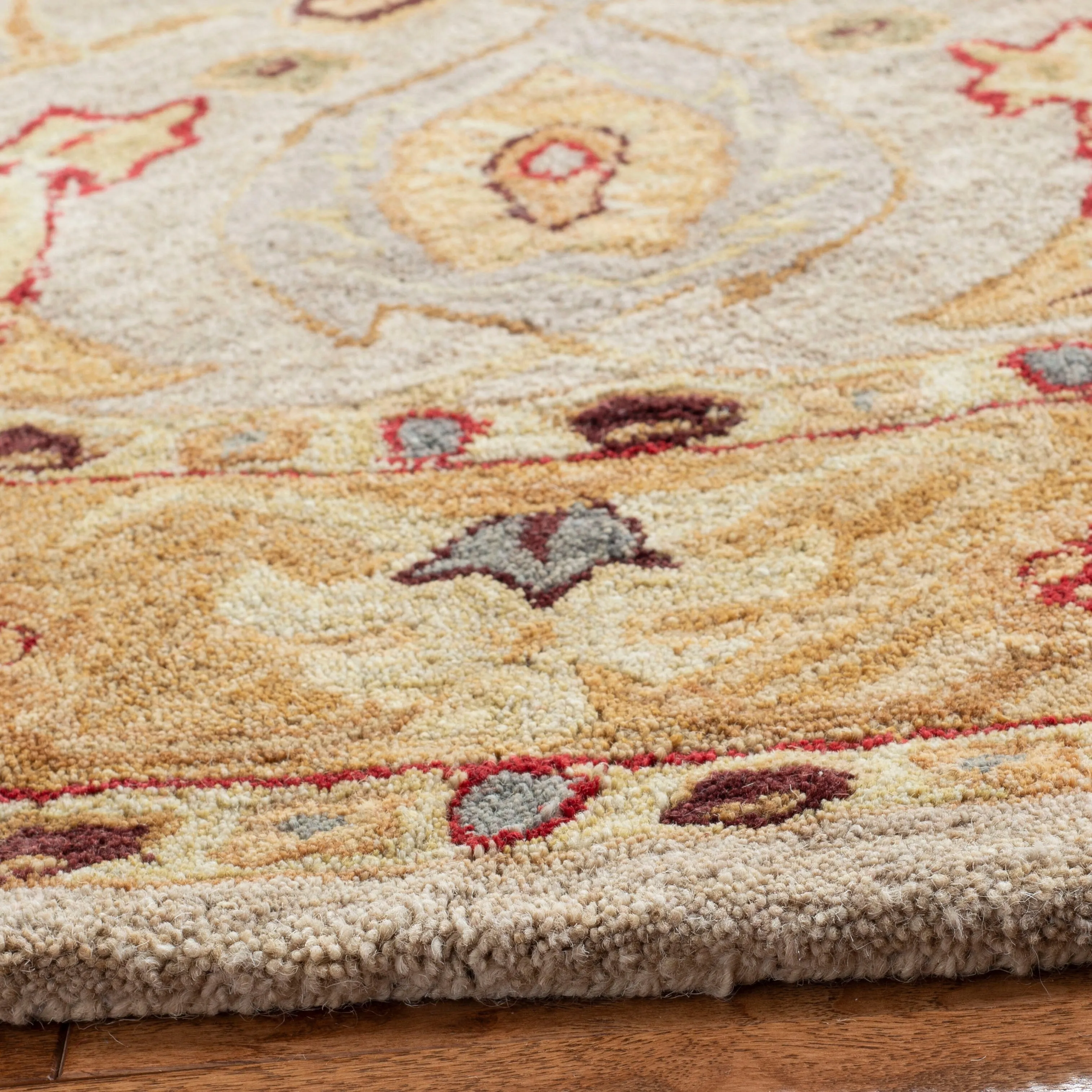 SAFAVIEH Handmade Anatolia Finnborg Traditional Oriental Wool Rug