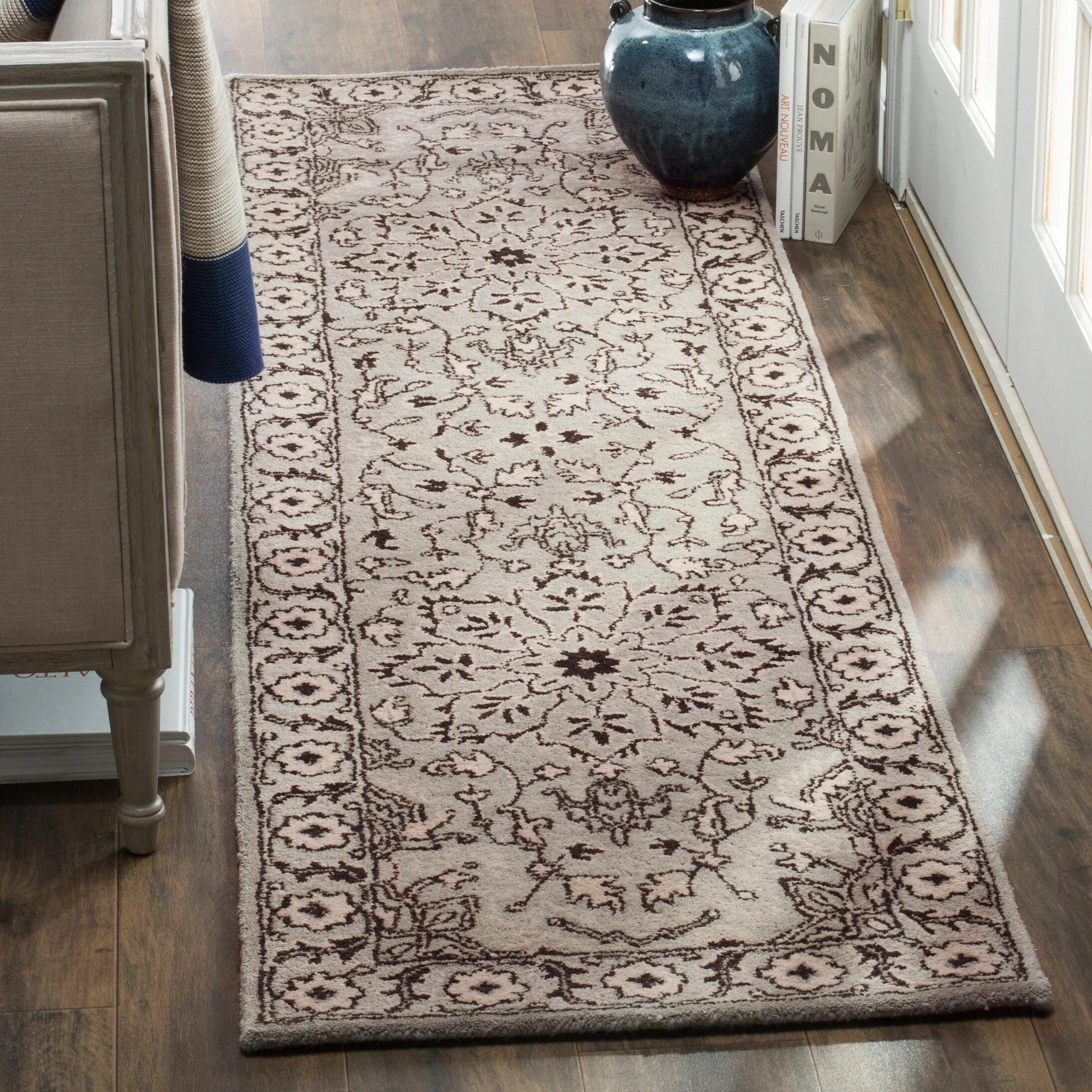 SAFAVIEH Handmade Antiquity Reili Traditional Oriental Wool Rug