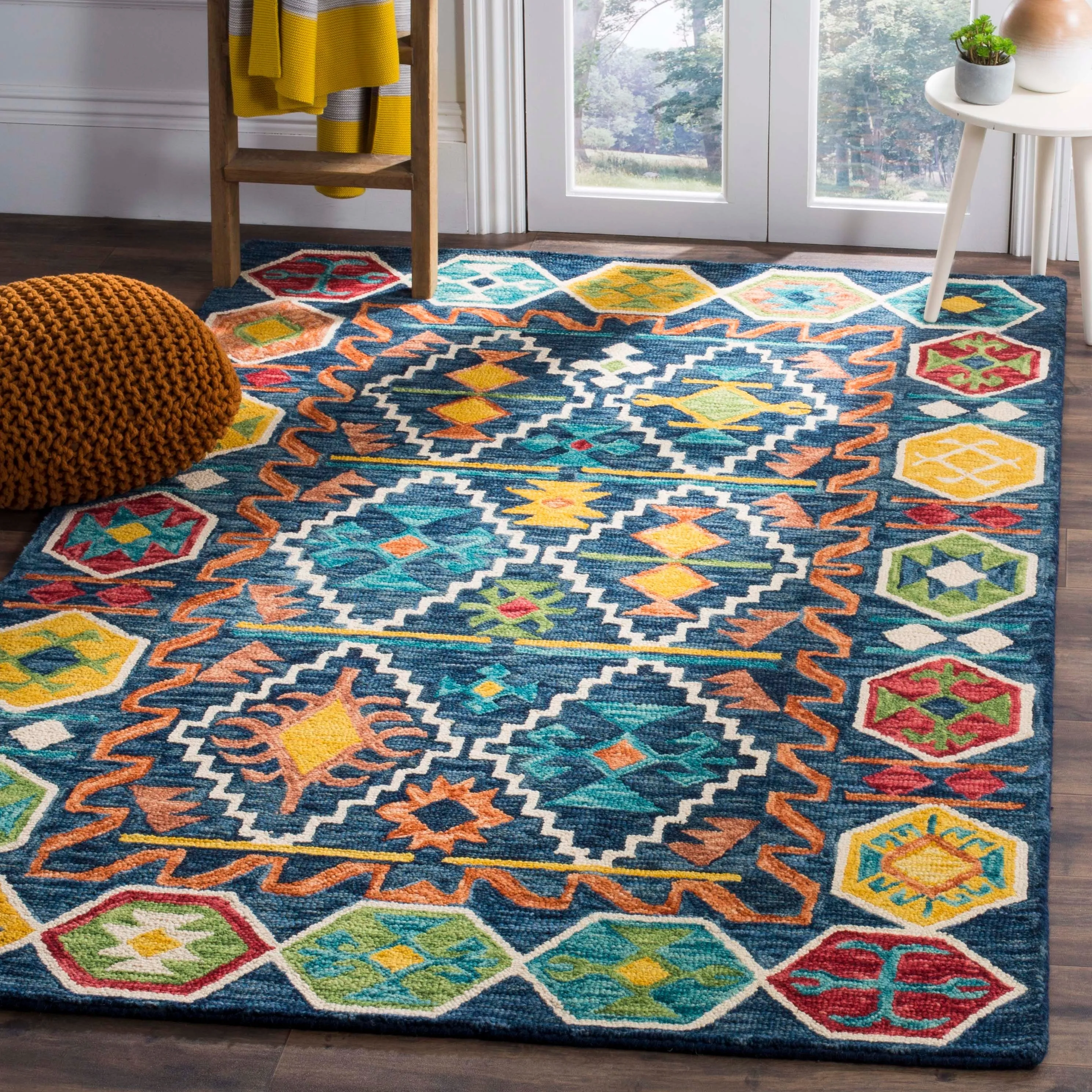 SAFAVIEH. Handmade Aspen Pavica Boho Tribal Wool Rug