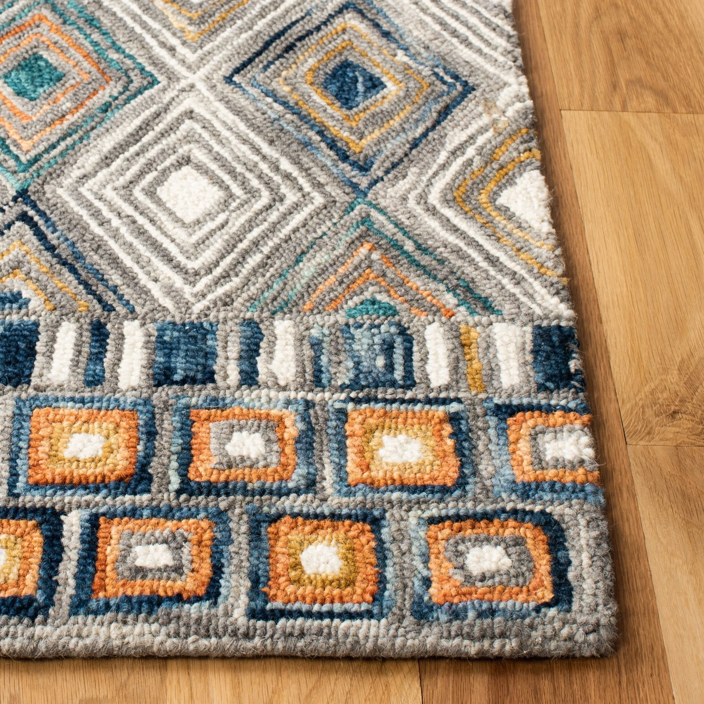 SAFAVIEH Handmade Aspen Tahereh Bohemian & Eclectic Tribal Wool