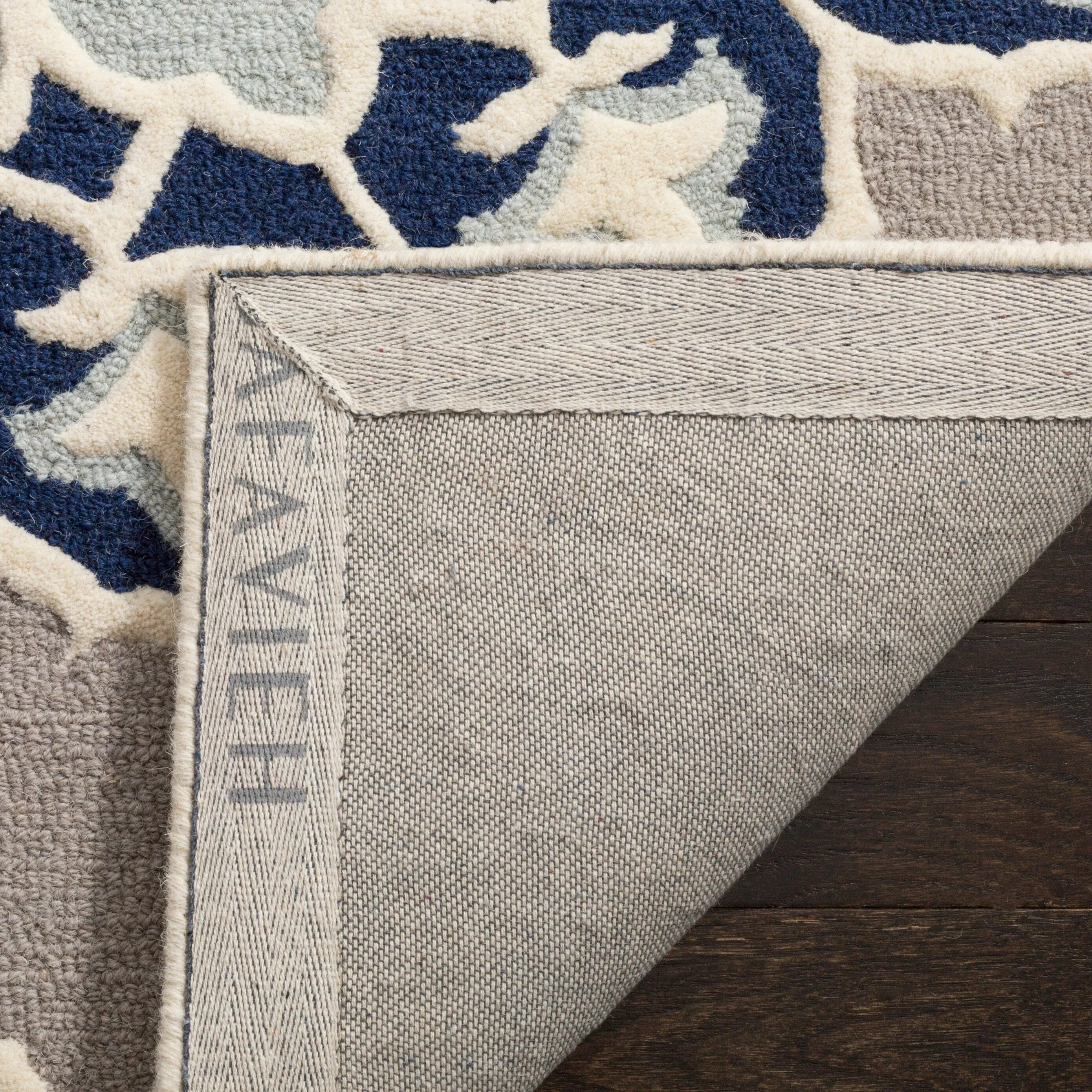 SAFAVIEH Handmade Bellagio Ronak Modern Oriental Wool Rug