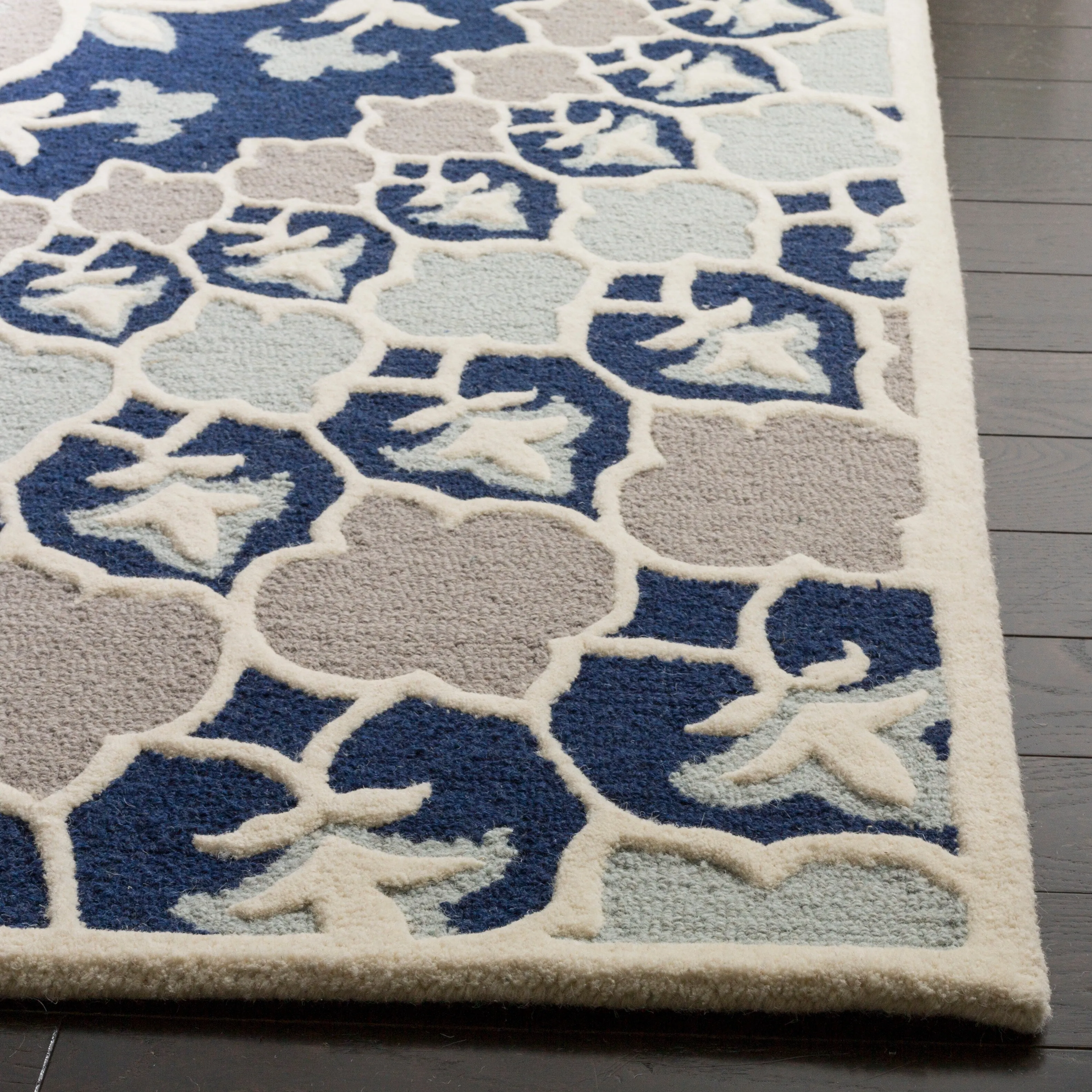 SAFAVIEH Handmade Bellagio Ronak Modern Oriental Wool Rug