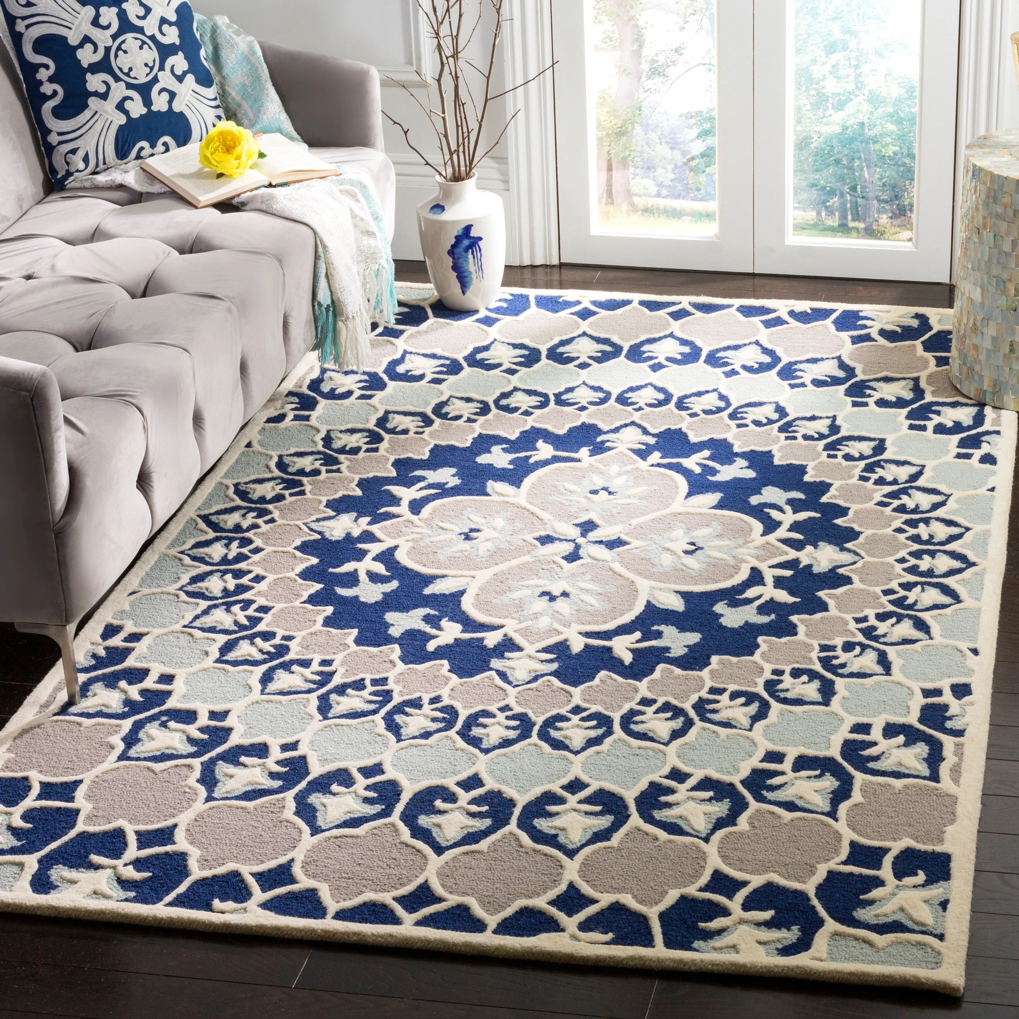 SAFAVIEH Handmade Bellagio Ronak Modern Oriental Wool Rug