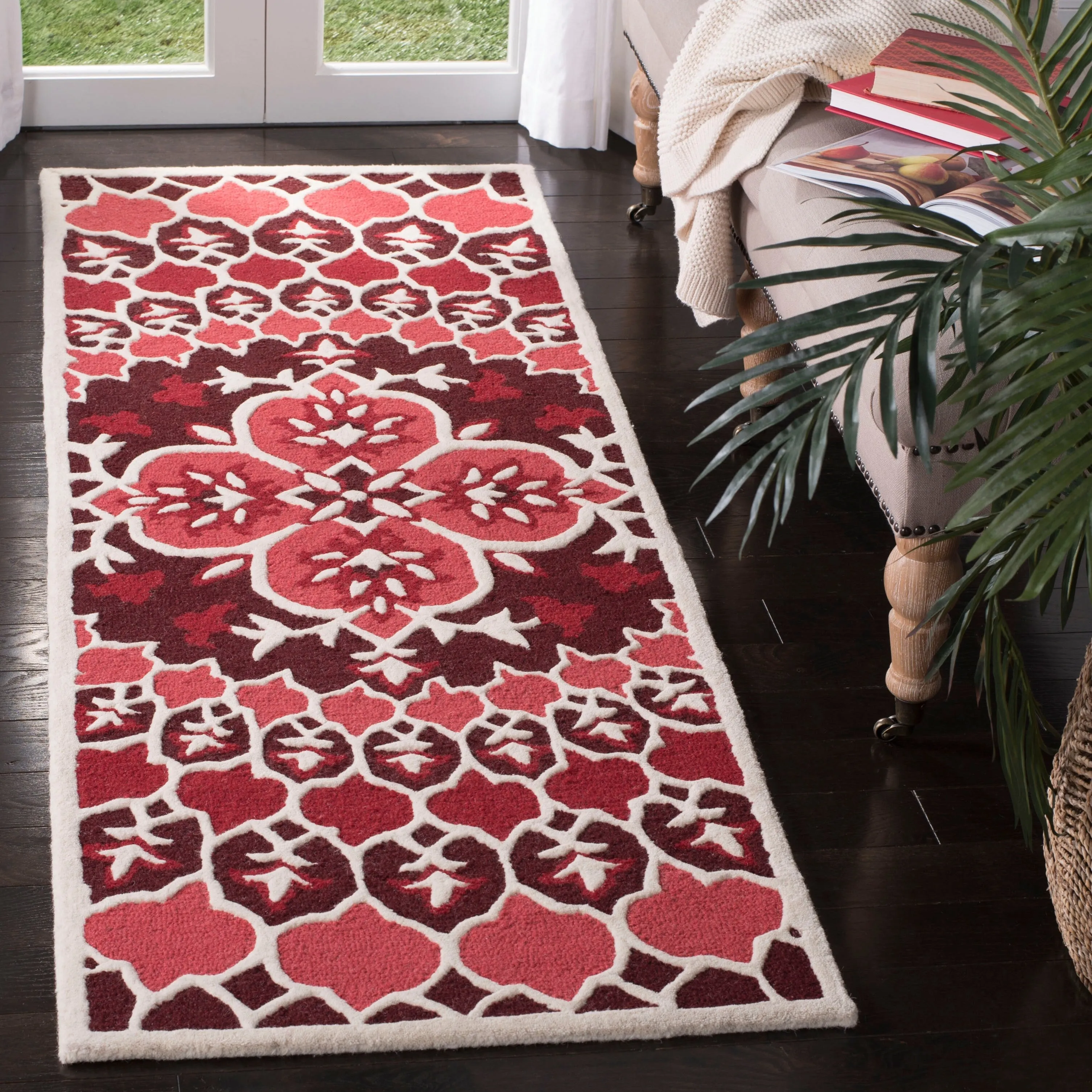 SAFAVIEH Handmade Bellagio Ronak Modern Oriental Wool Rug