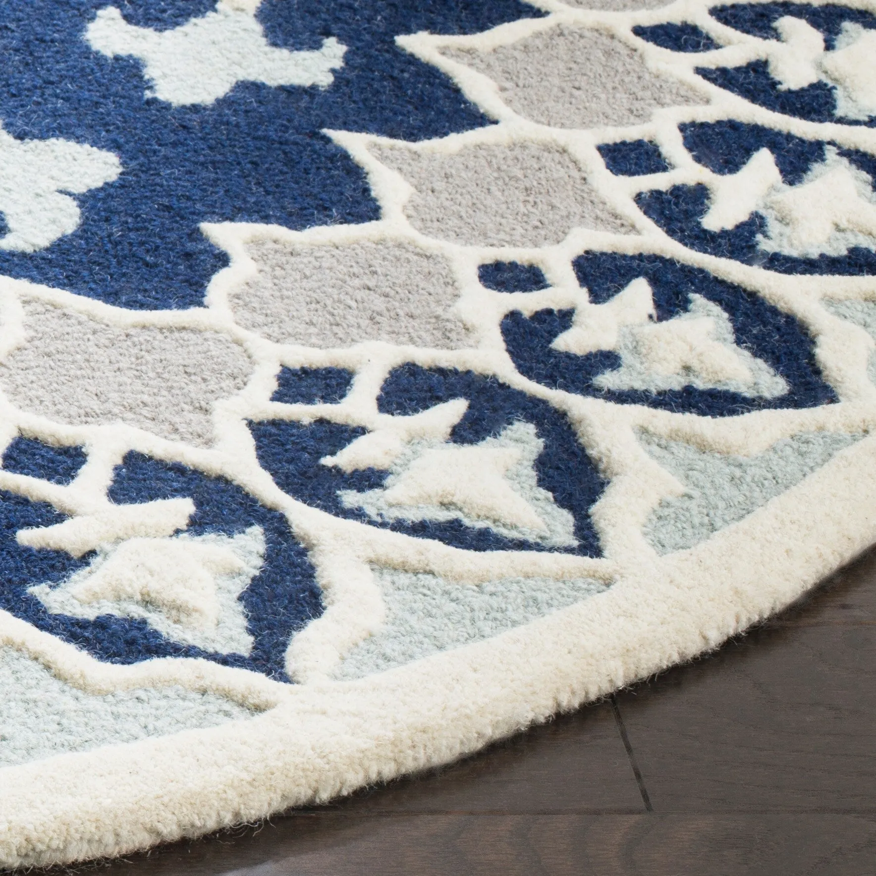 SAFAVIEH Handmade Bellagio Ronak Modern Oriental Wool Rug