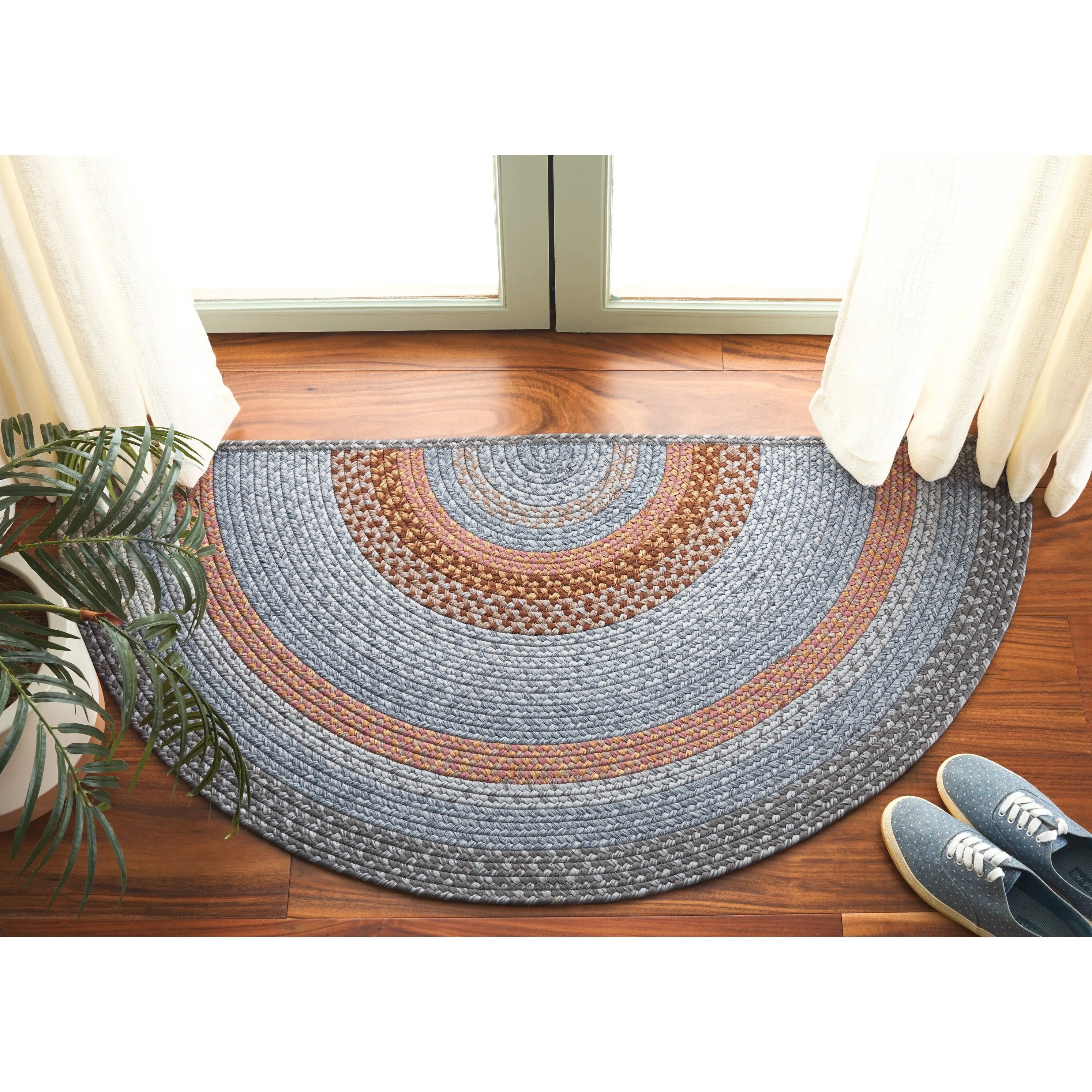 SAFAVIEH Handmade Braided Jivitza Country Rug