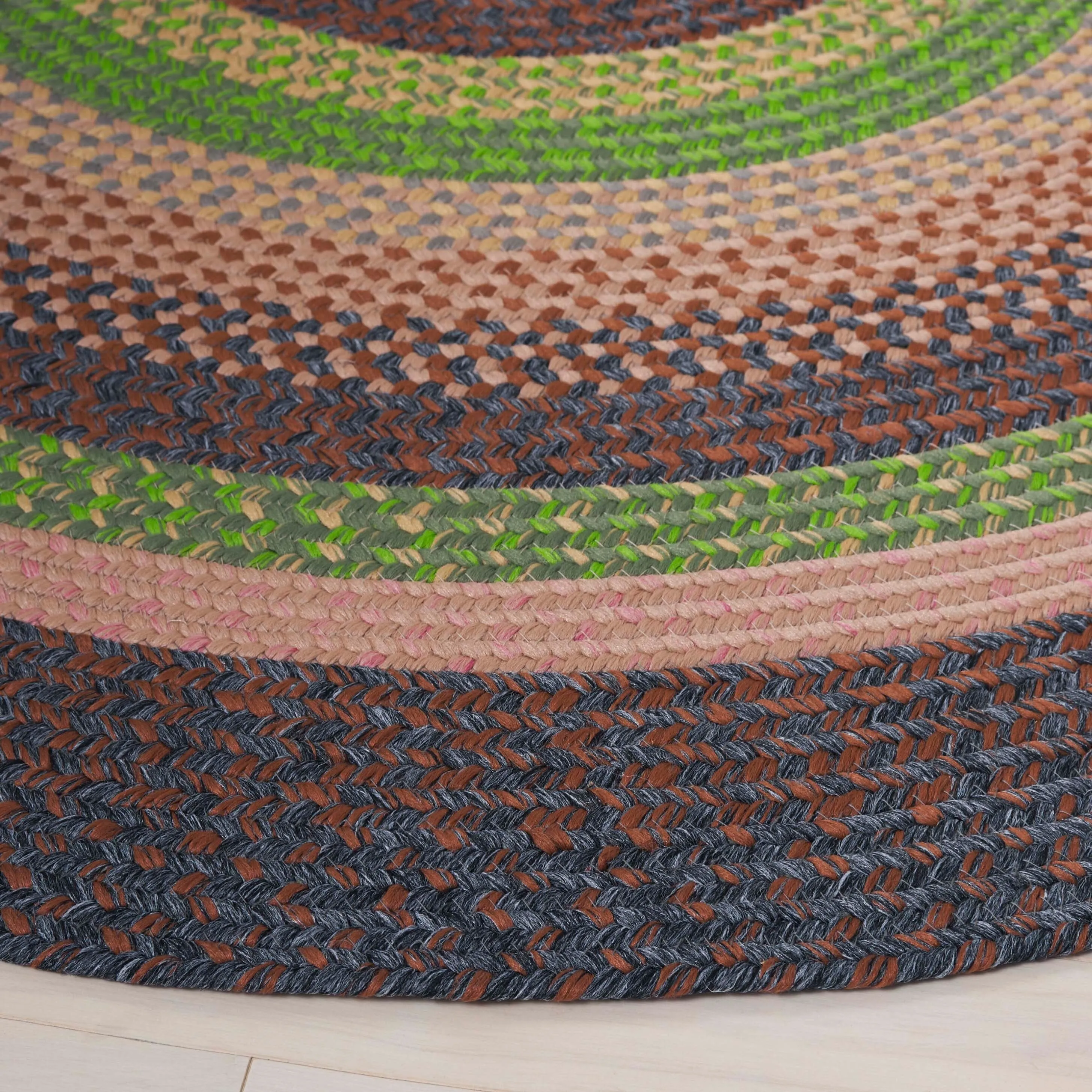 SAFAVIEH Handmade Braided Jivitza Country Rug