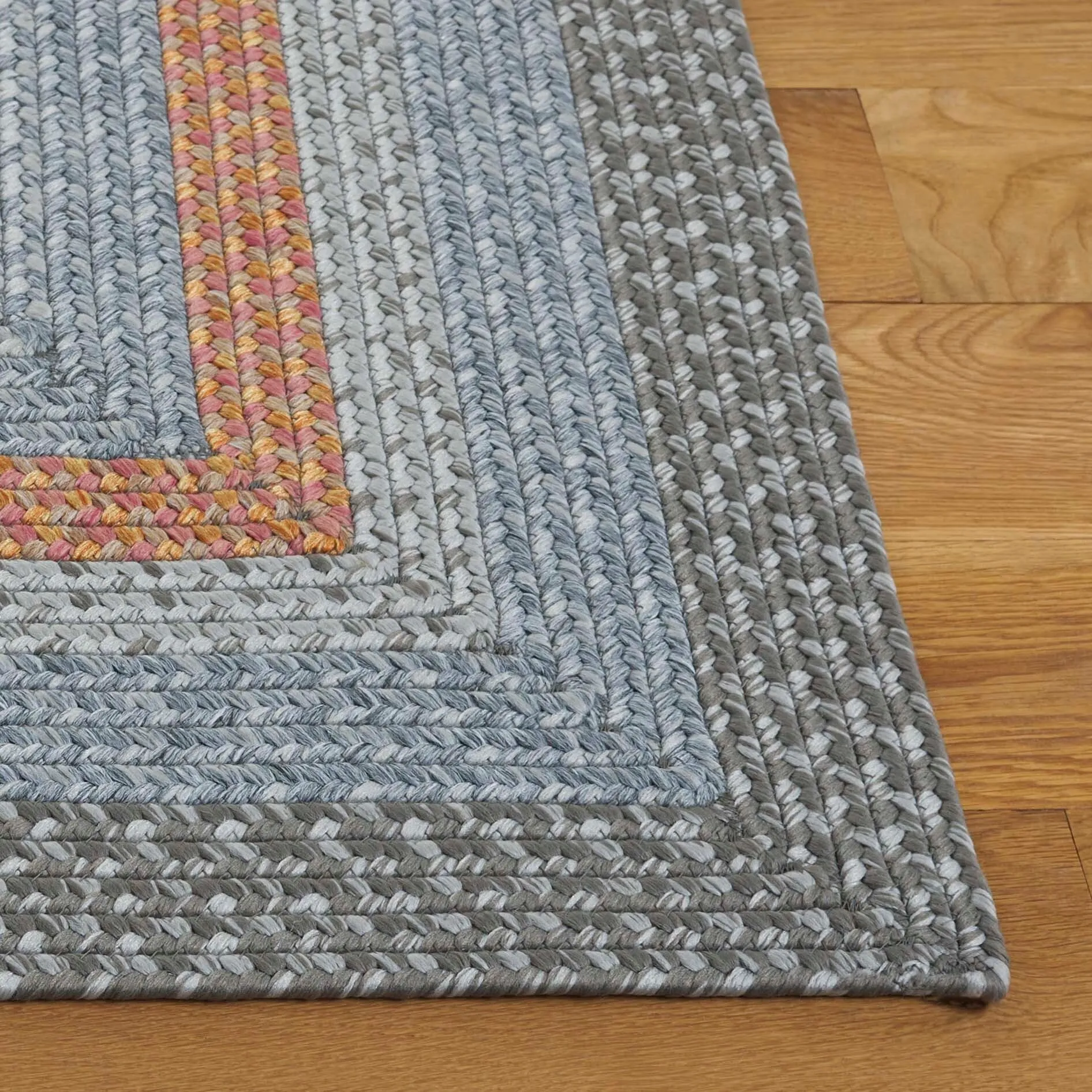 SAFAVIEH Handmade Braided Jivitza Country Rug