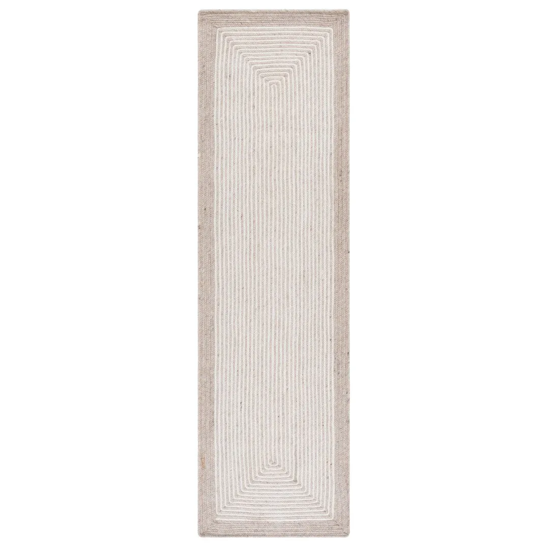 SAFAVIEH. Handmade Braided Nesrin Wool Rug