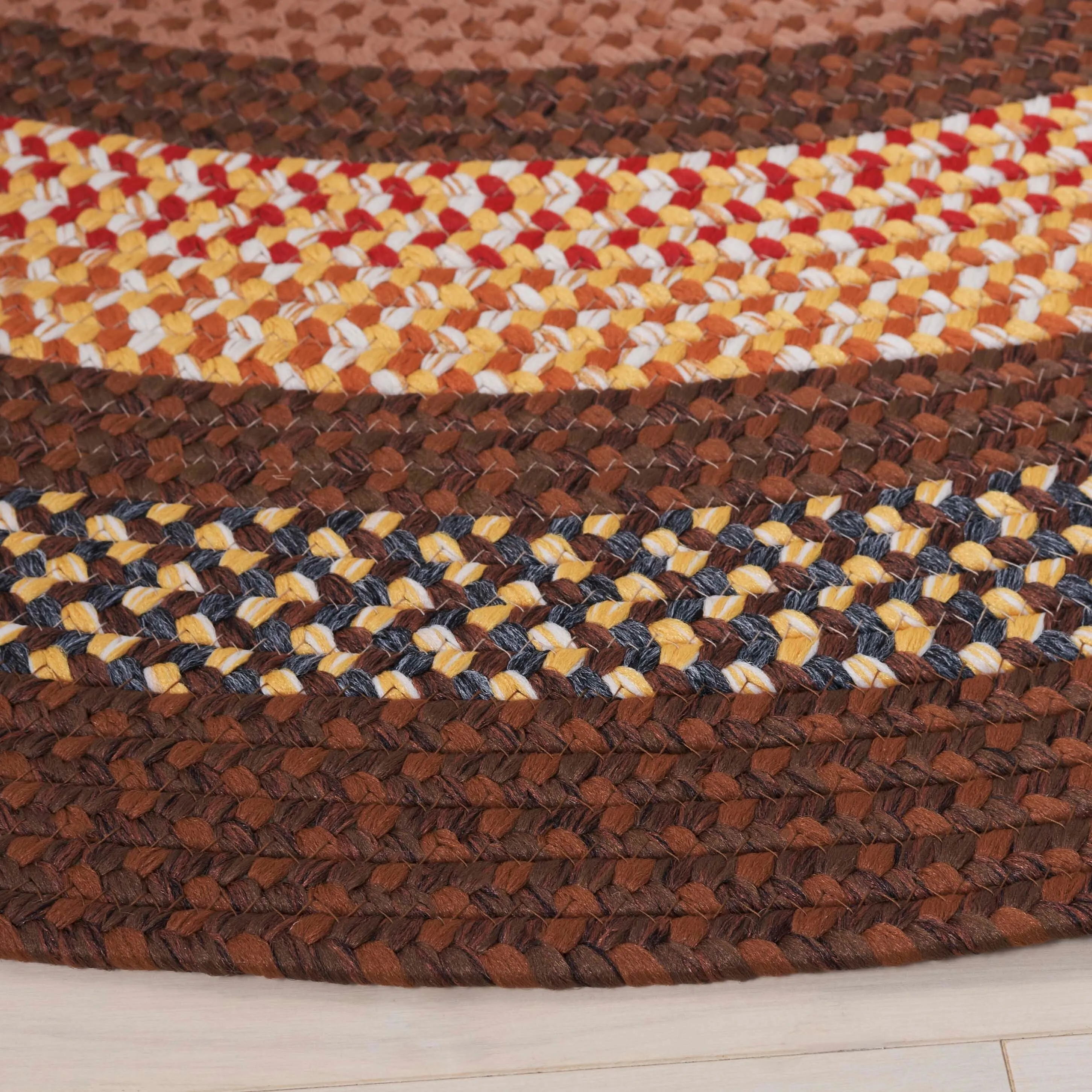 SAFAVIEH Handmade Braided Tomislava Country Rug