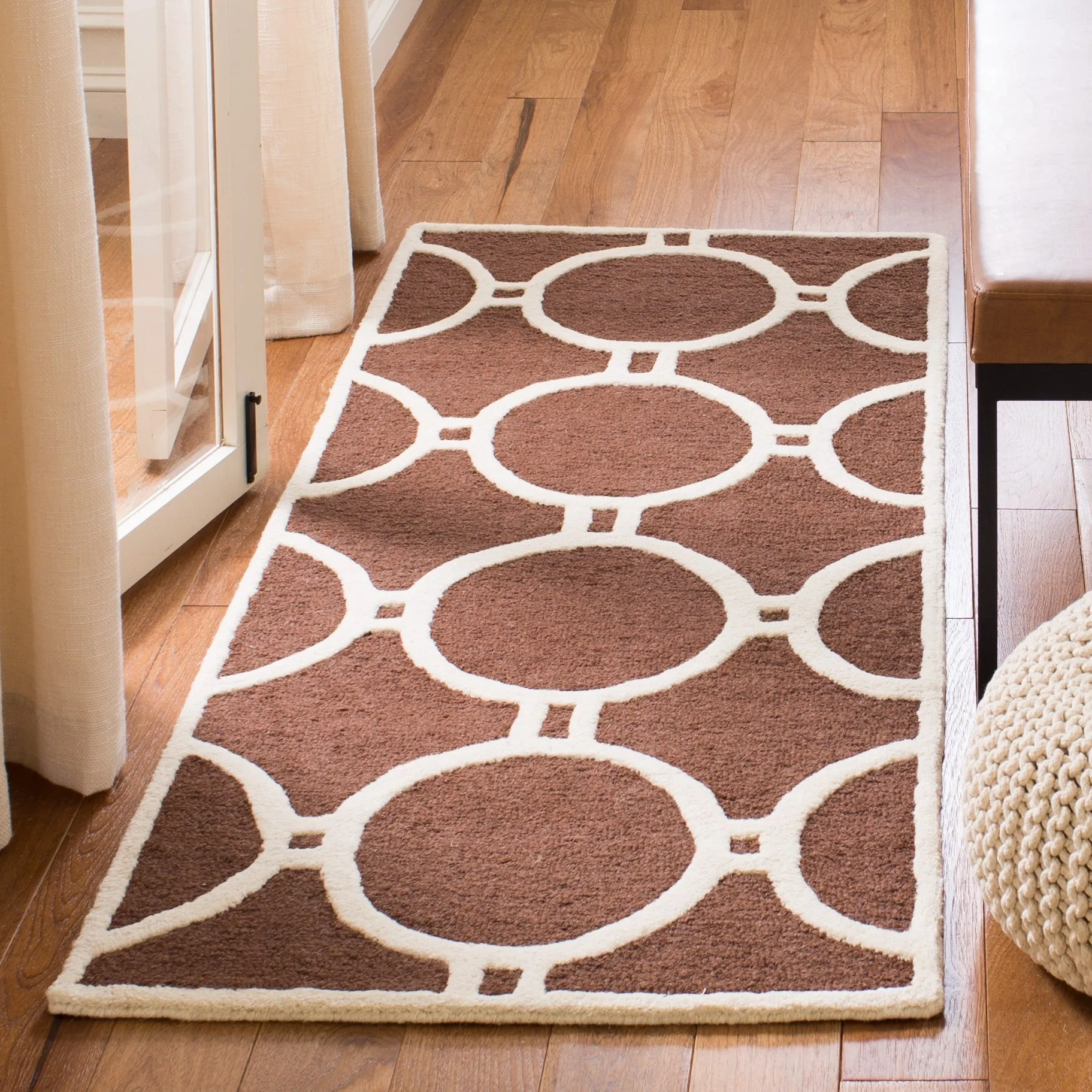 SAFAVIEH Handmade Cambridge Nurije Modern Moroccan Wool Rug