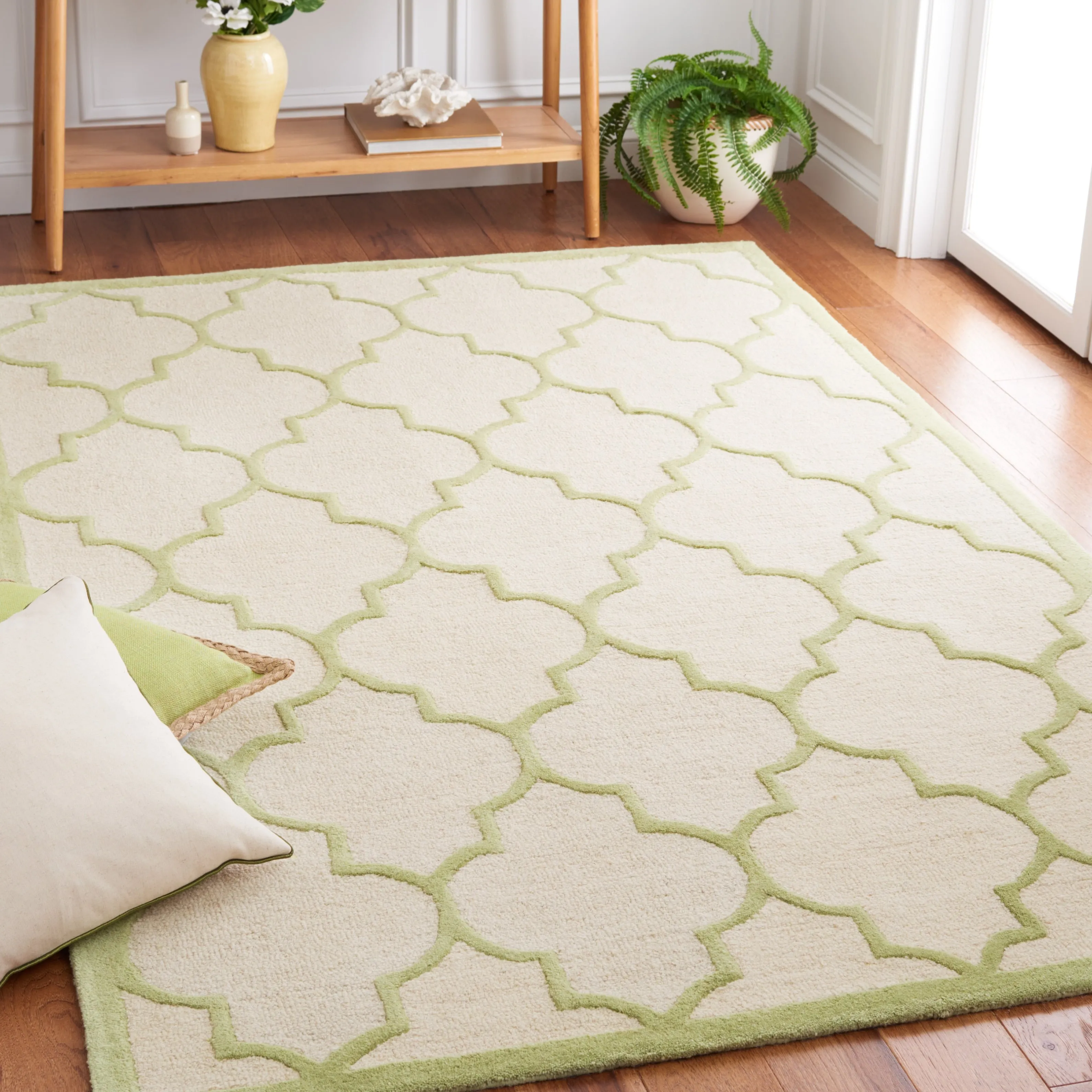 SAFAVIEH Handmade Cambridge Oddny Moroccan Trellis Wool Rug