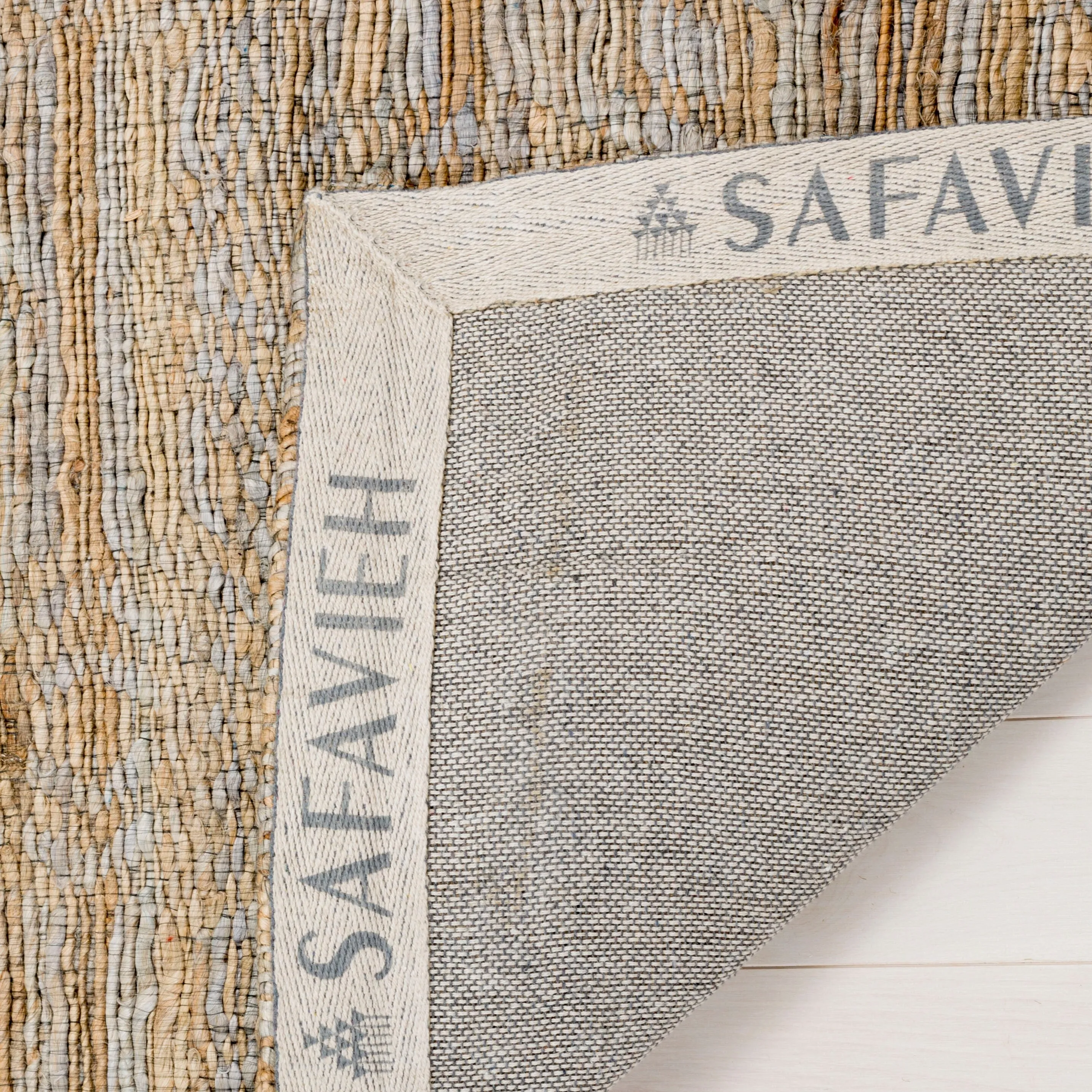SAFAVIEH Handmade Cape Cod Violina Coastal Jute Rug