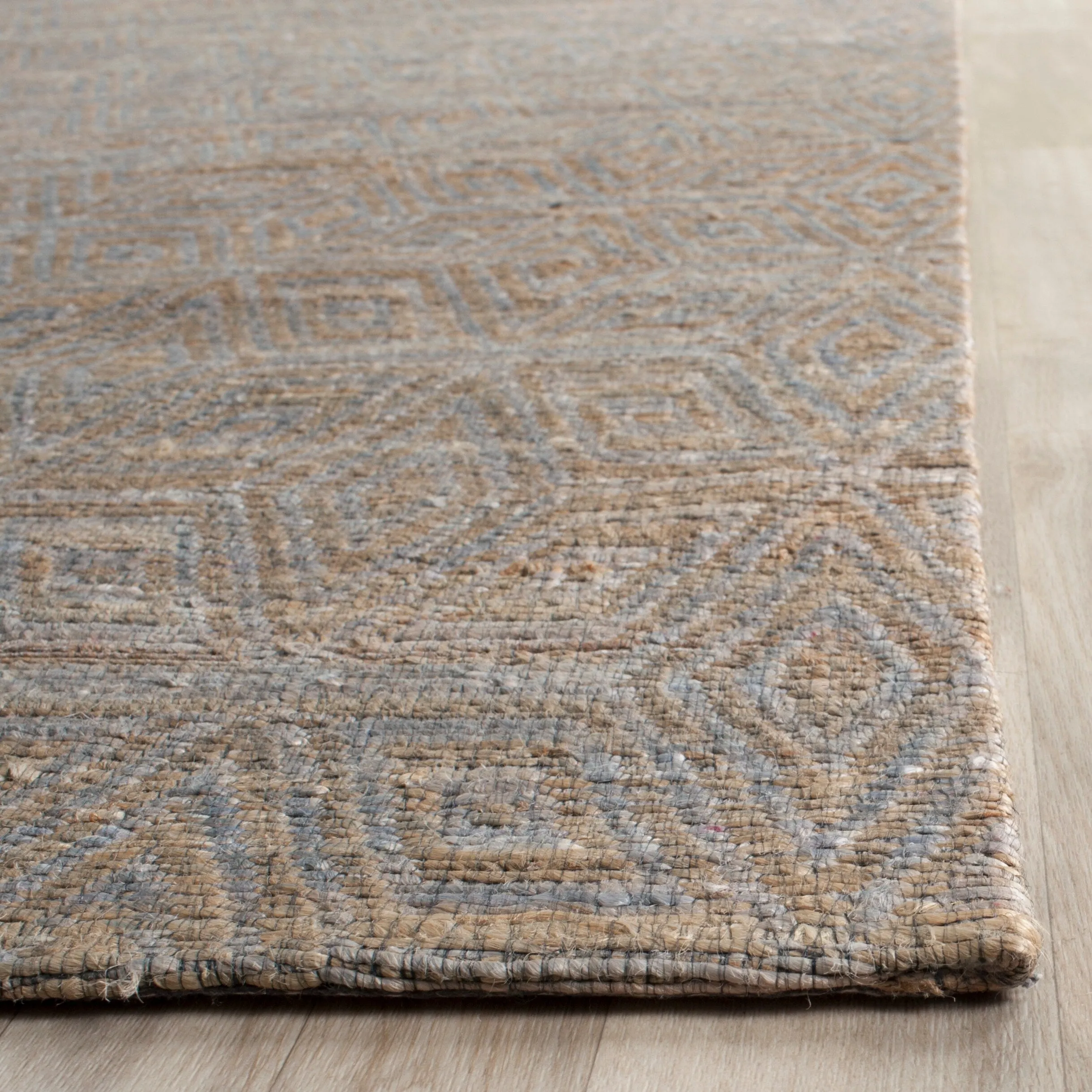 SAFAVIEH Handmade Cape Cod Violina Coastal Jute Rug