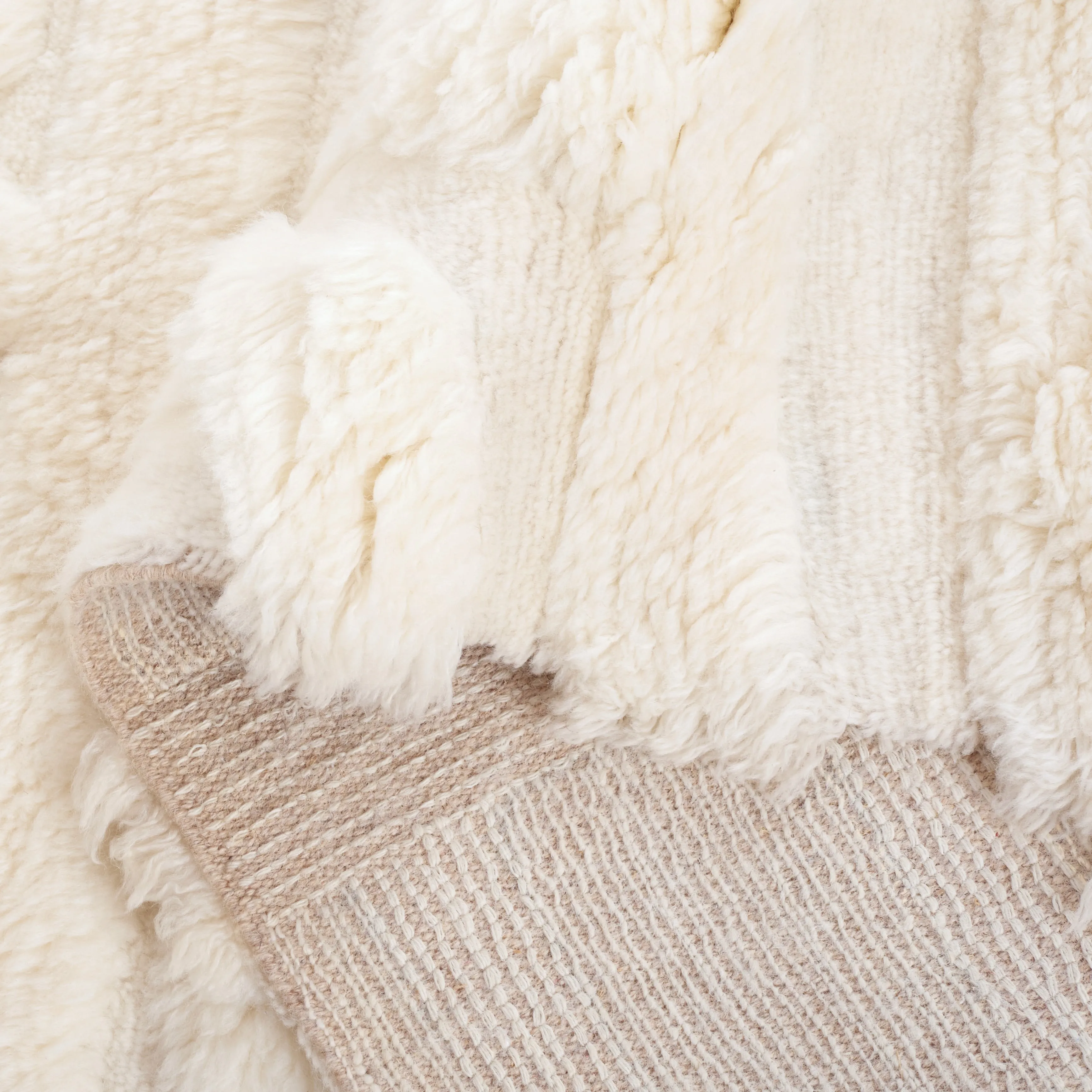 SAFAVIEH Handmade Casablanca Appoline Shag Wool Rug