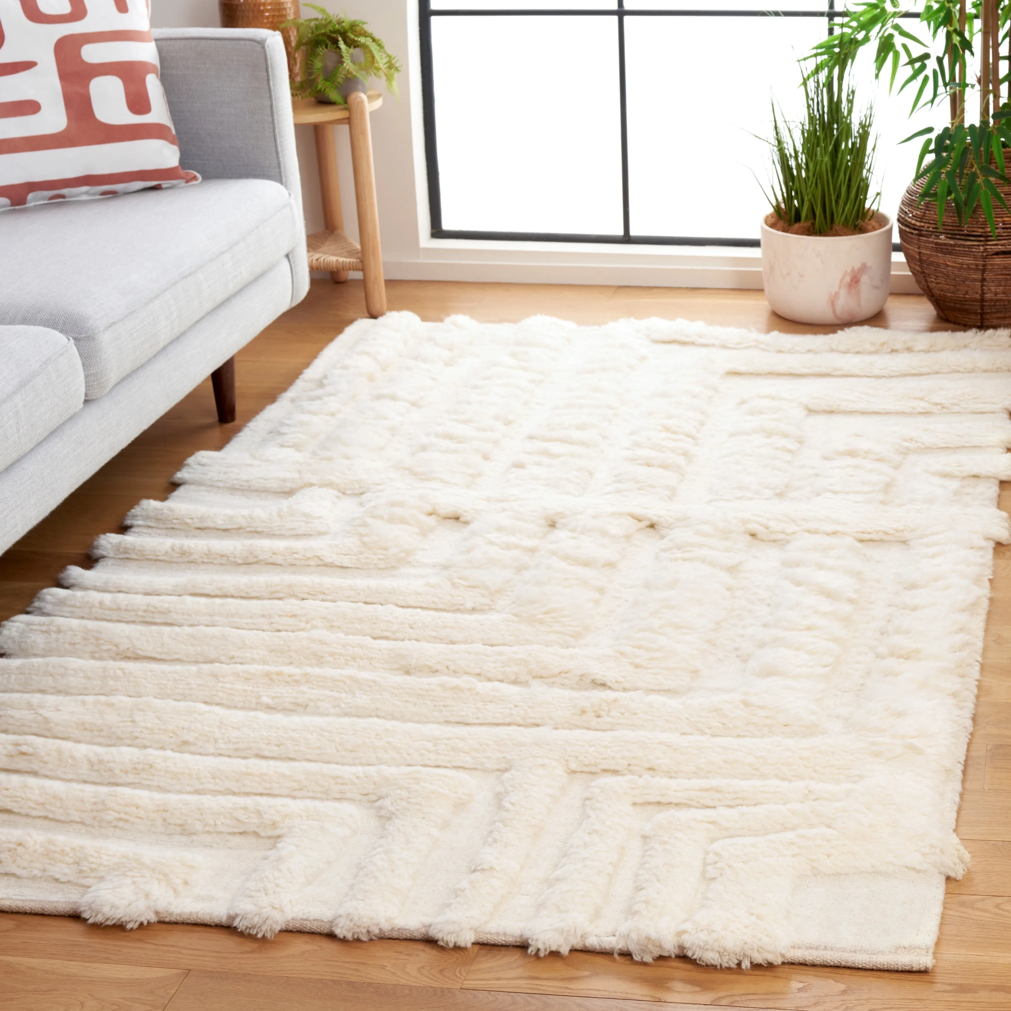 SAFAVIEH Handmade Casablanca Appoline Shag Wool Rug