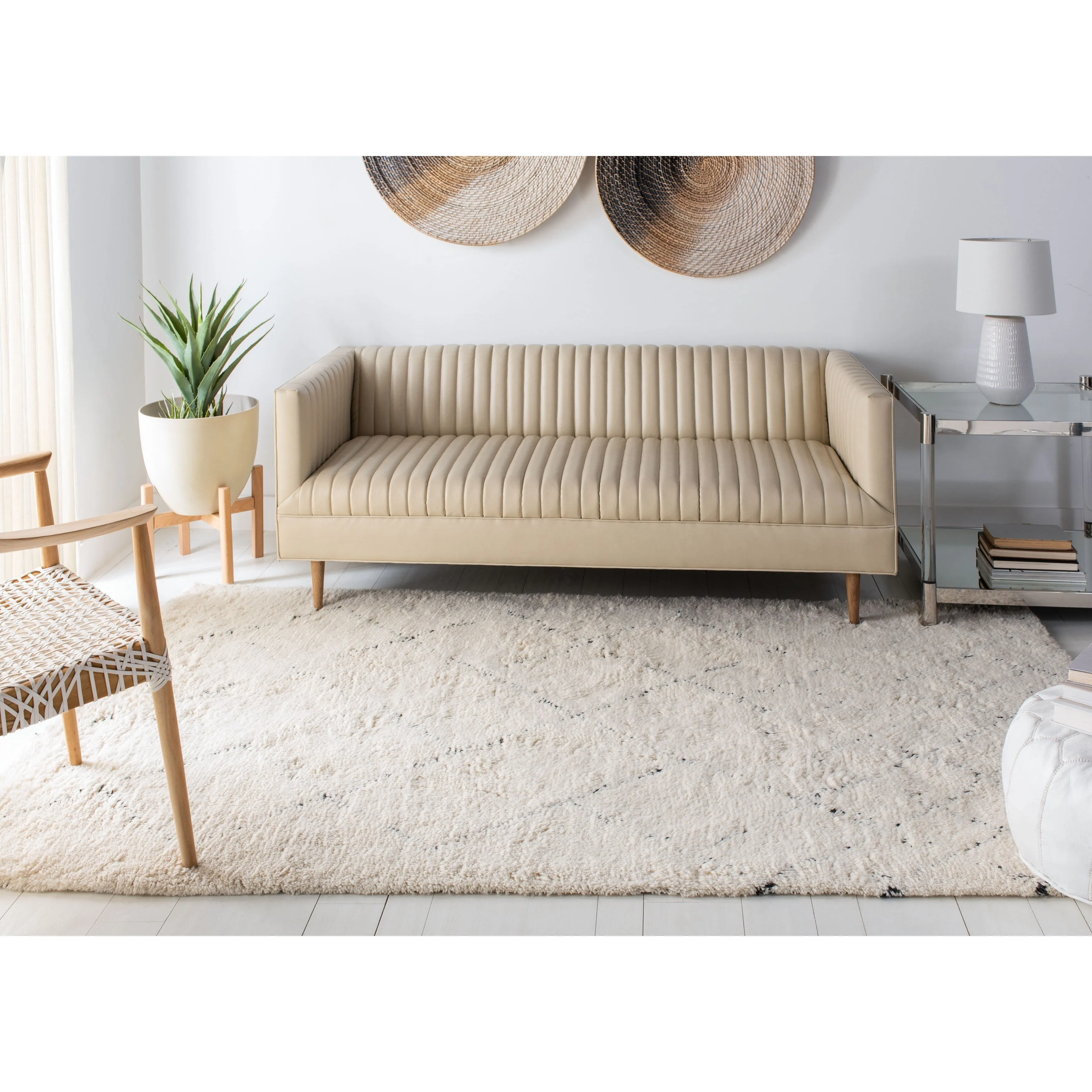 SAFAVIEH Handmade Casablanca Shag Albertdine Tribal Wool Rug