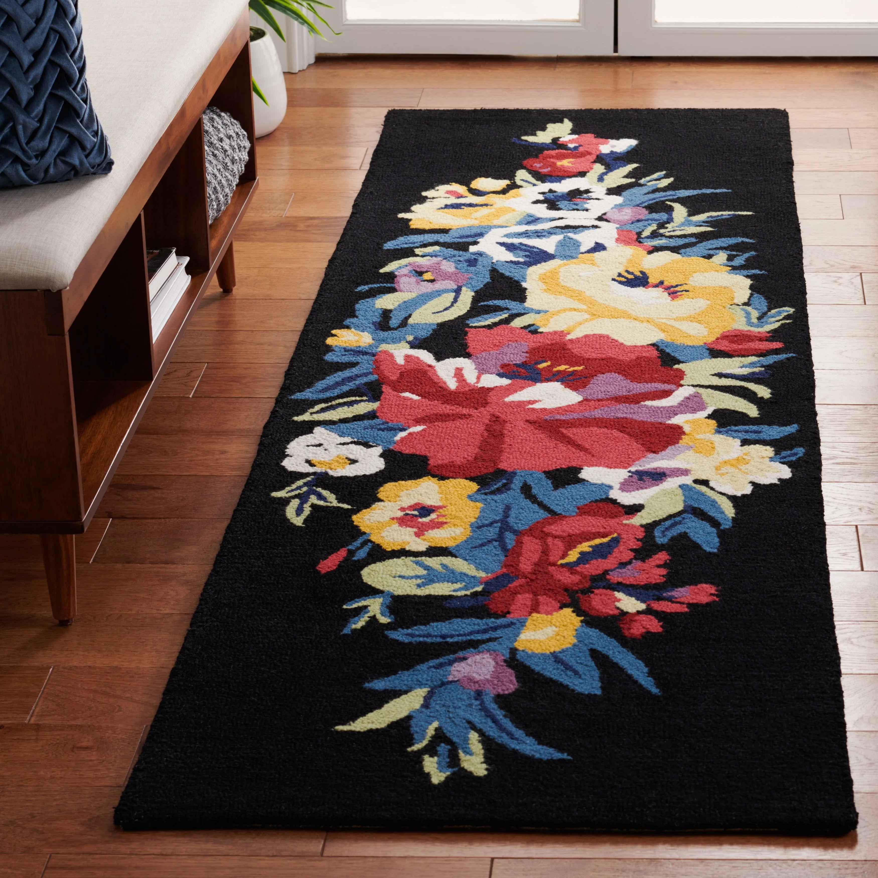 SAFAVIEH Handmade Chelsea Astronomy Floral Wool Rug