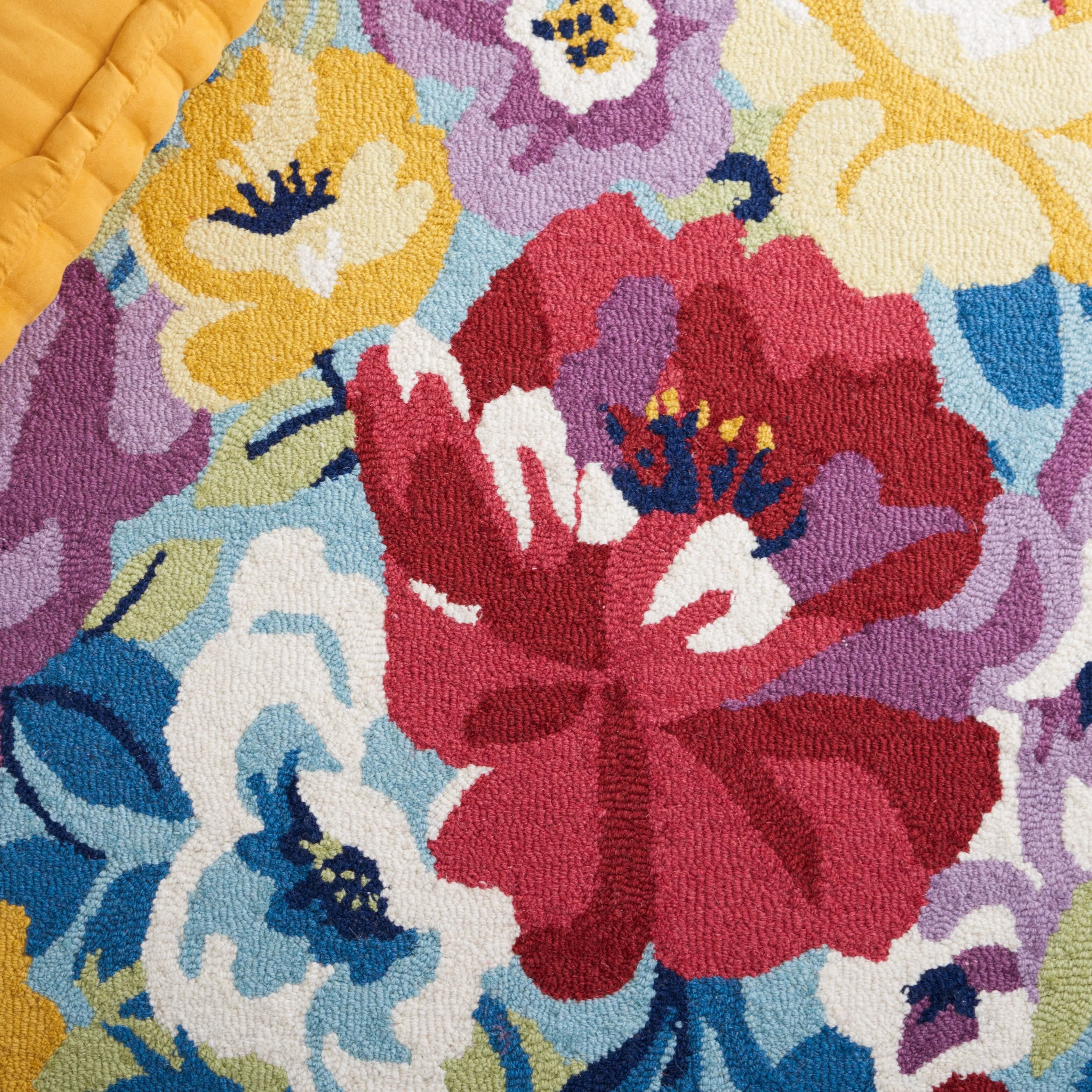 SAFAVIEH Handmade Chelsea Astronomy Floral Wool Rug