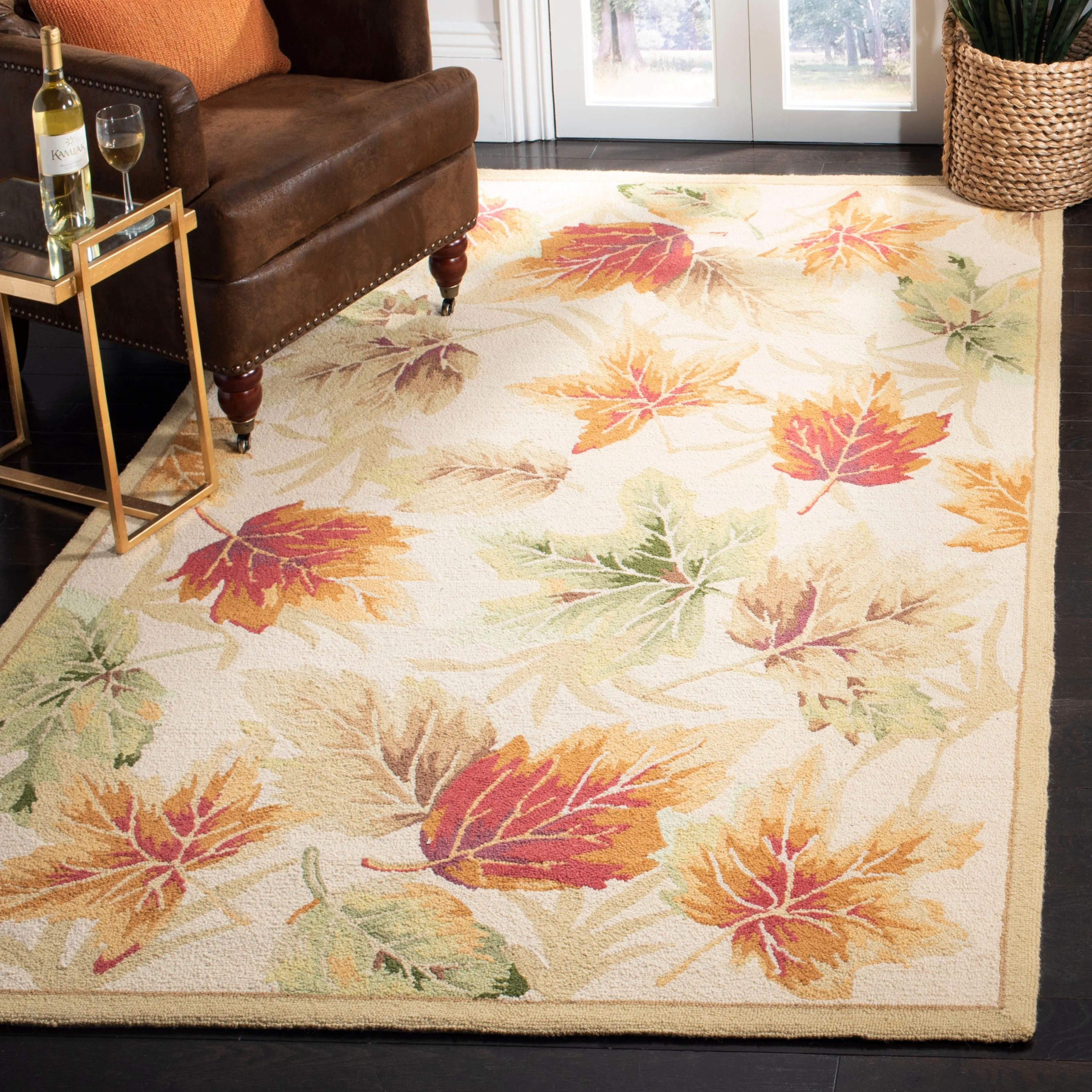 SAFAVIEH Handmade Chelsea Grove French Country Wool Rug