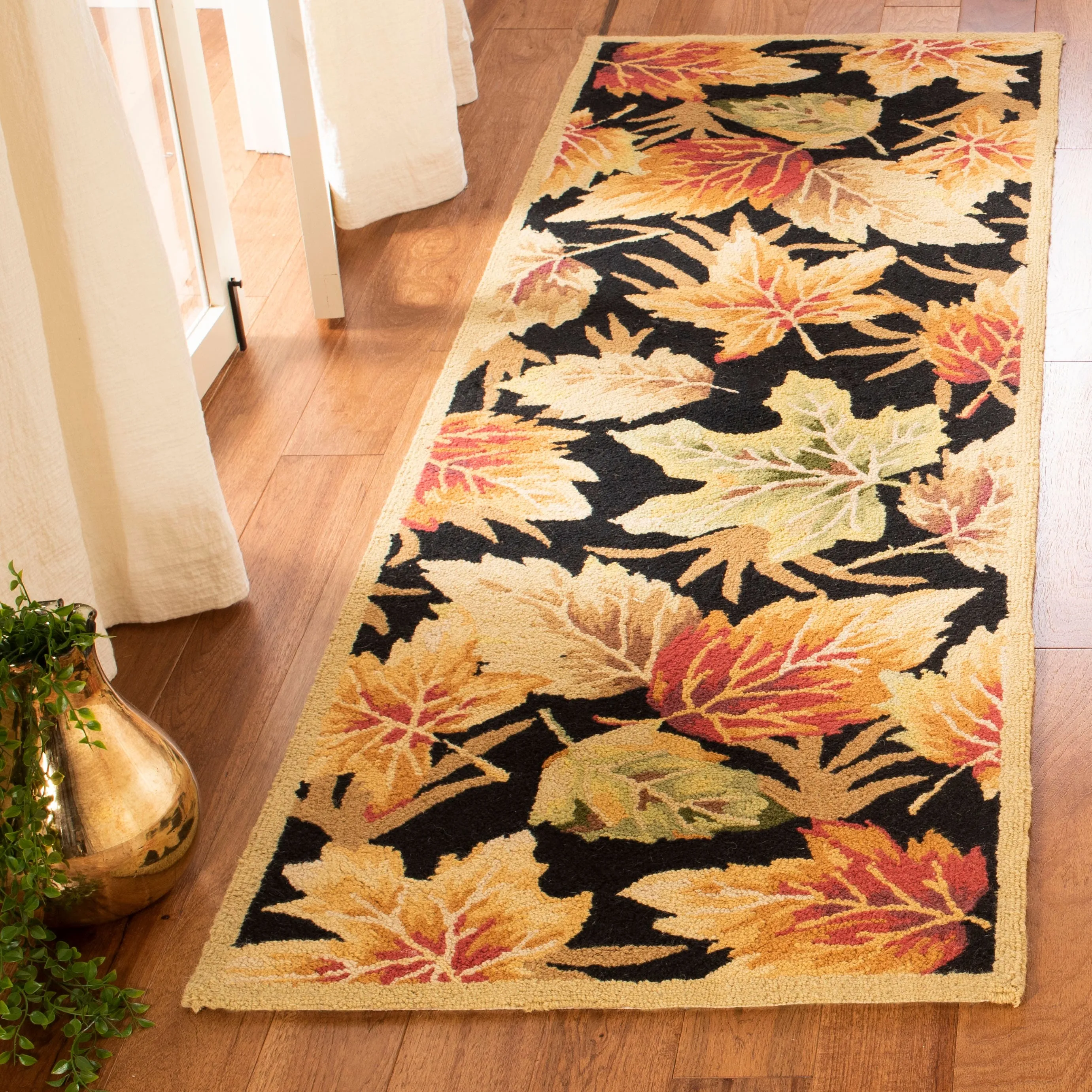 SAFAVIEH Handmade Chelsea Grove French Country Wool Rug