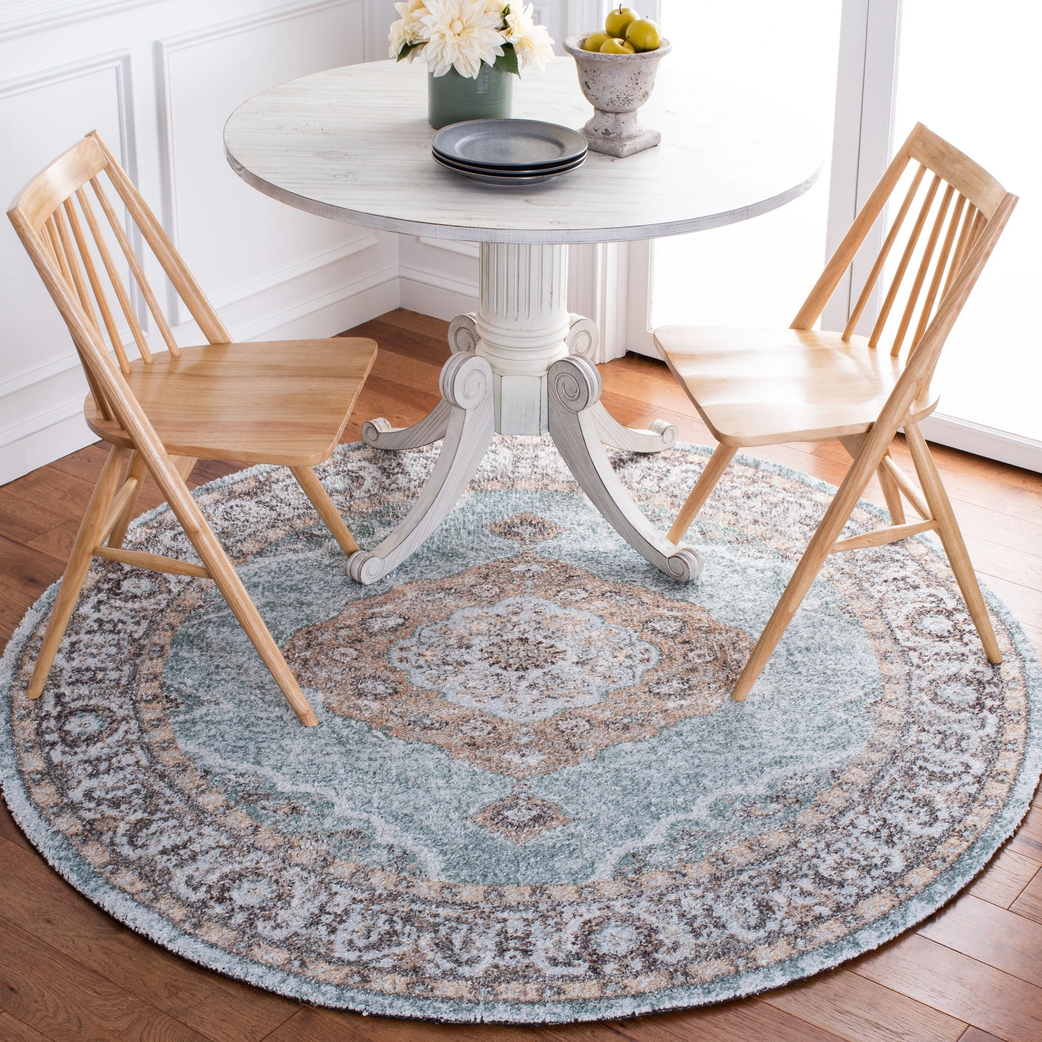 SAFAVIEH Handmade Classic Vintage Andras Transitional Polyester Rug