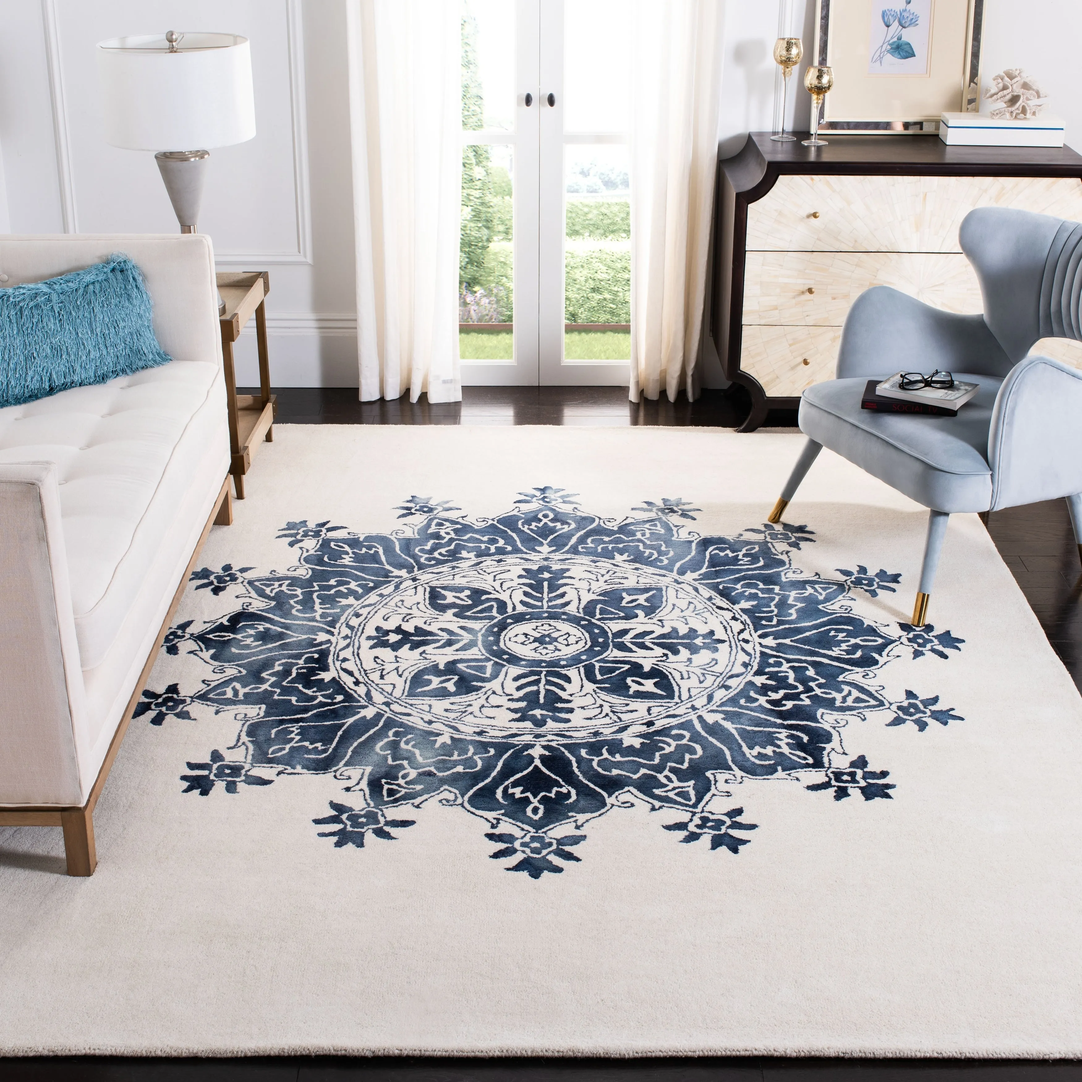 SAFAVIEH Handmade Dip Dye Katjusha Vintage Boho Wool Rug