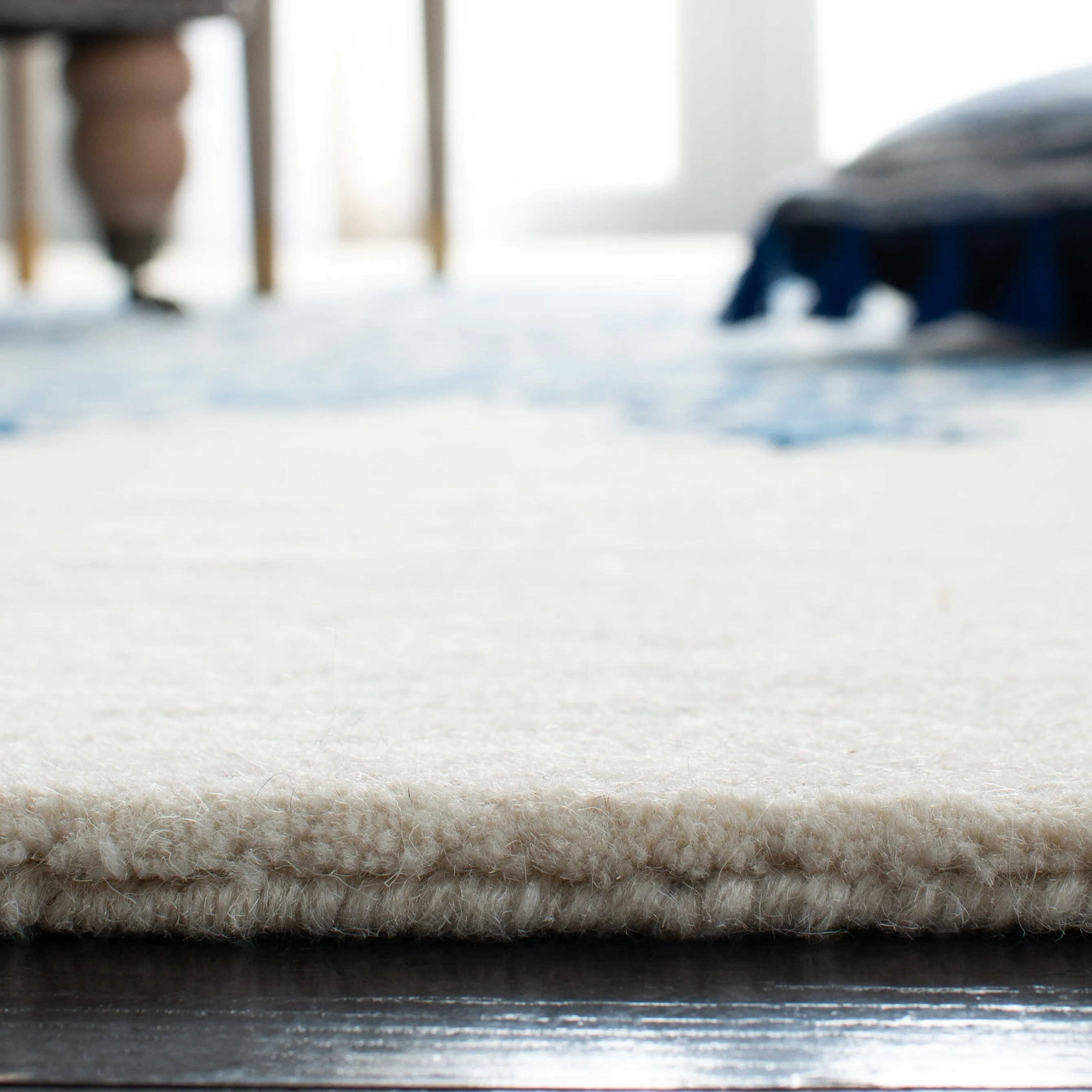 SAFAVIEH Handmade Dip Dye Katjusha Vintage Boho Wool Rug