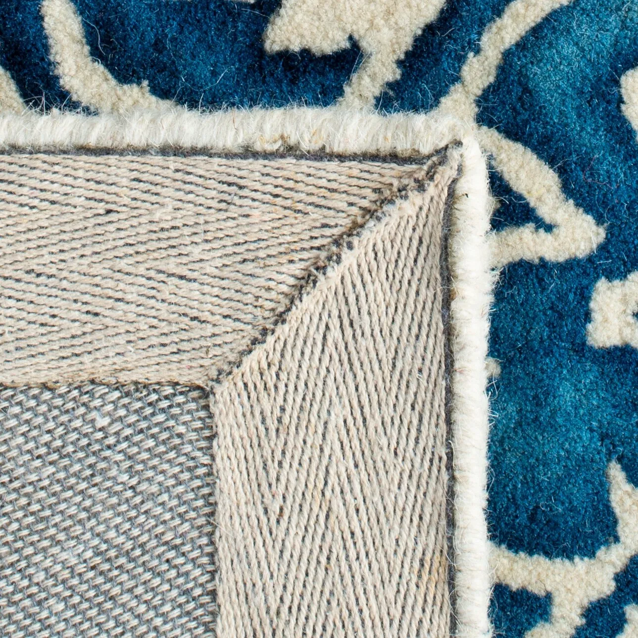 SAFAVIEH Handmade Dip Dye Katjusha Vintage Boho Wool Rug