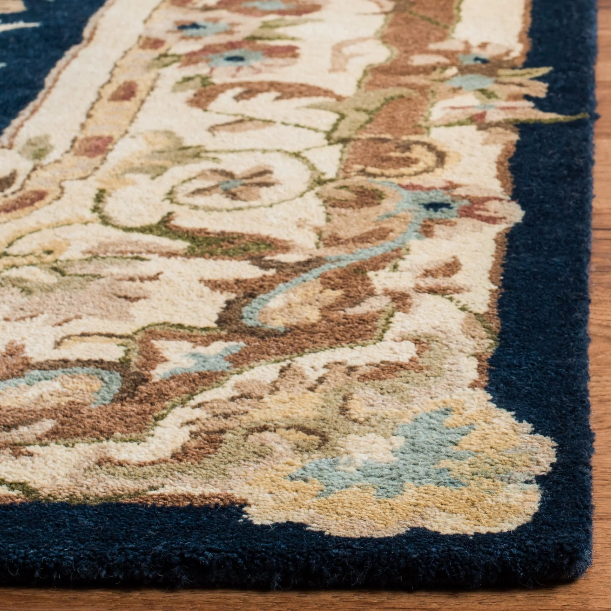 SAFAVIEH Handmade Empire Victoire Traditional Oriental Wool Rug