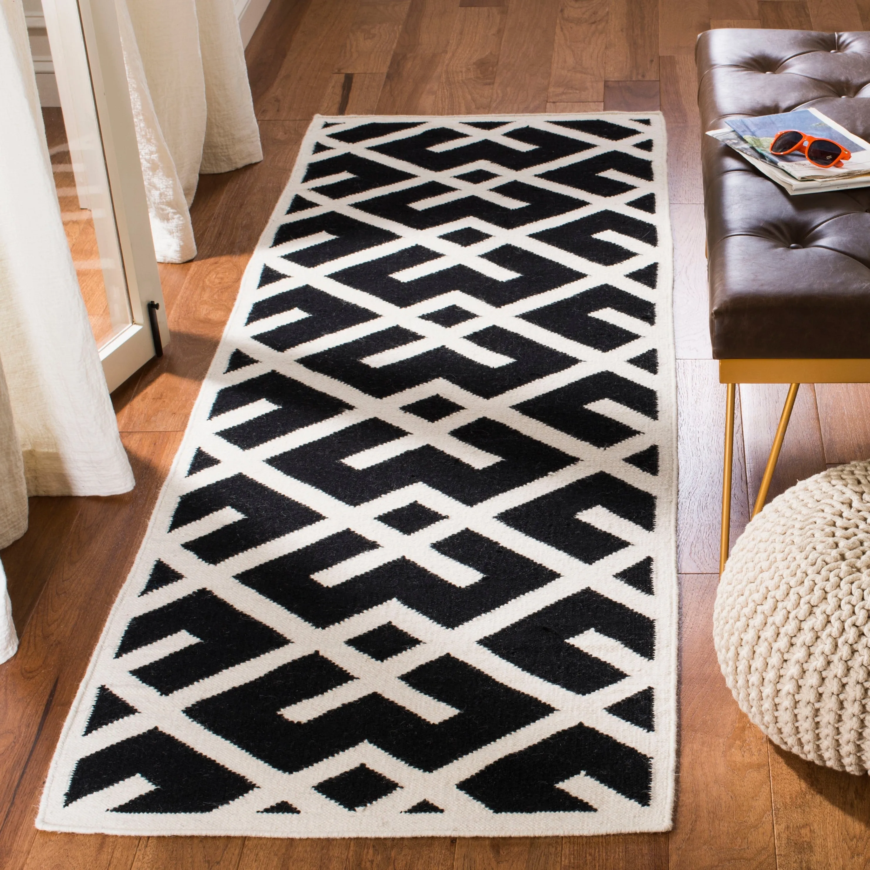 SAFAVIEH Handmade Flatweave Dhurries Eildine Modern Moroccan Wool Rug