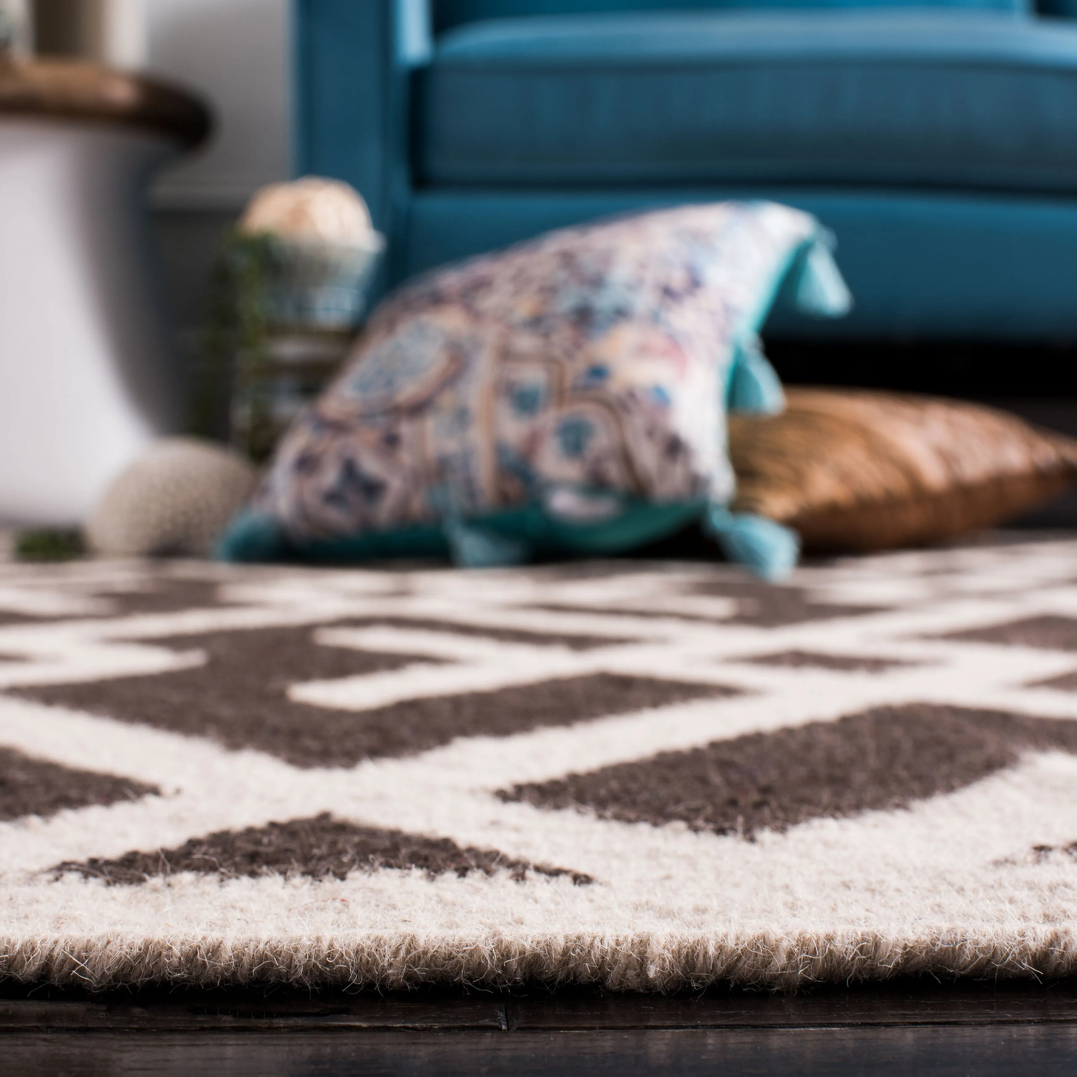 SAFAVIEH Handmade Flatweave Dhurries Eildine Modern Moroccan Wool Rug