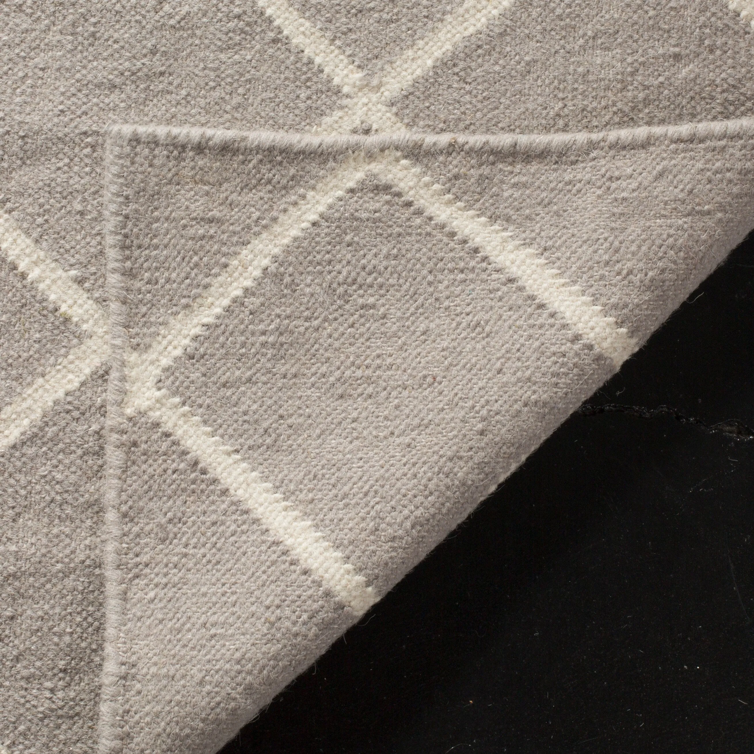 SAFAVIEH Handmade Flatweave Dhurries Valdi Modern Moroccan Wool Rug