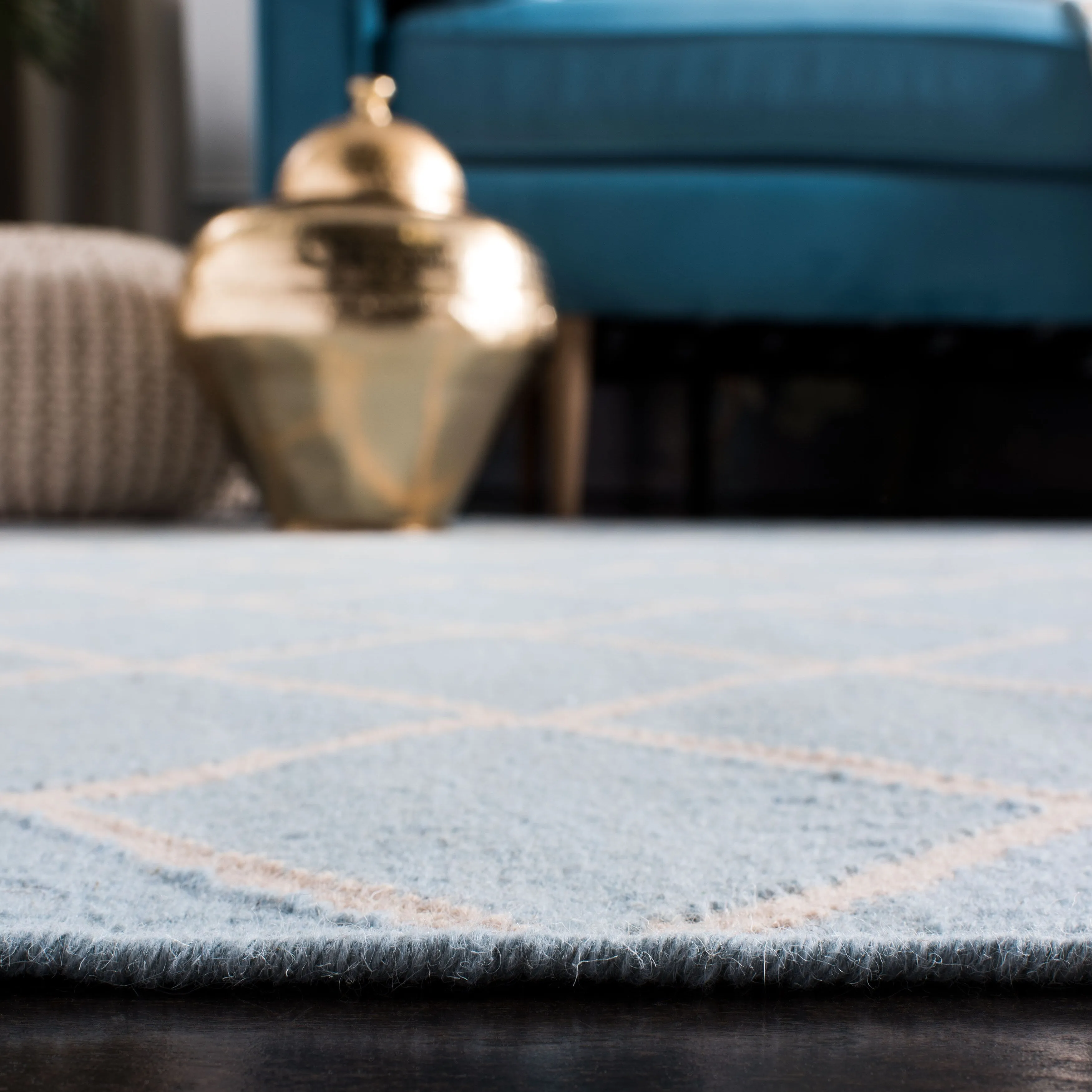 SAFAVIEH Handmade Flatweave Dhurries Valdi Modern Moroccan Wool Rug