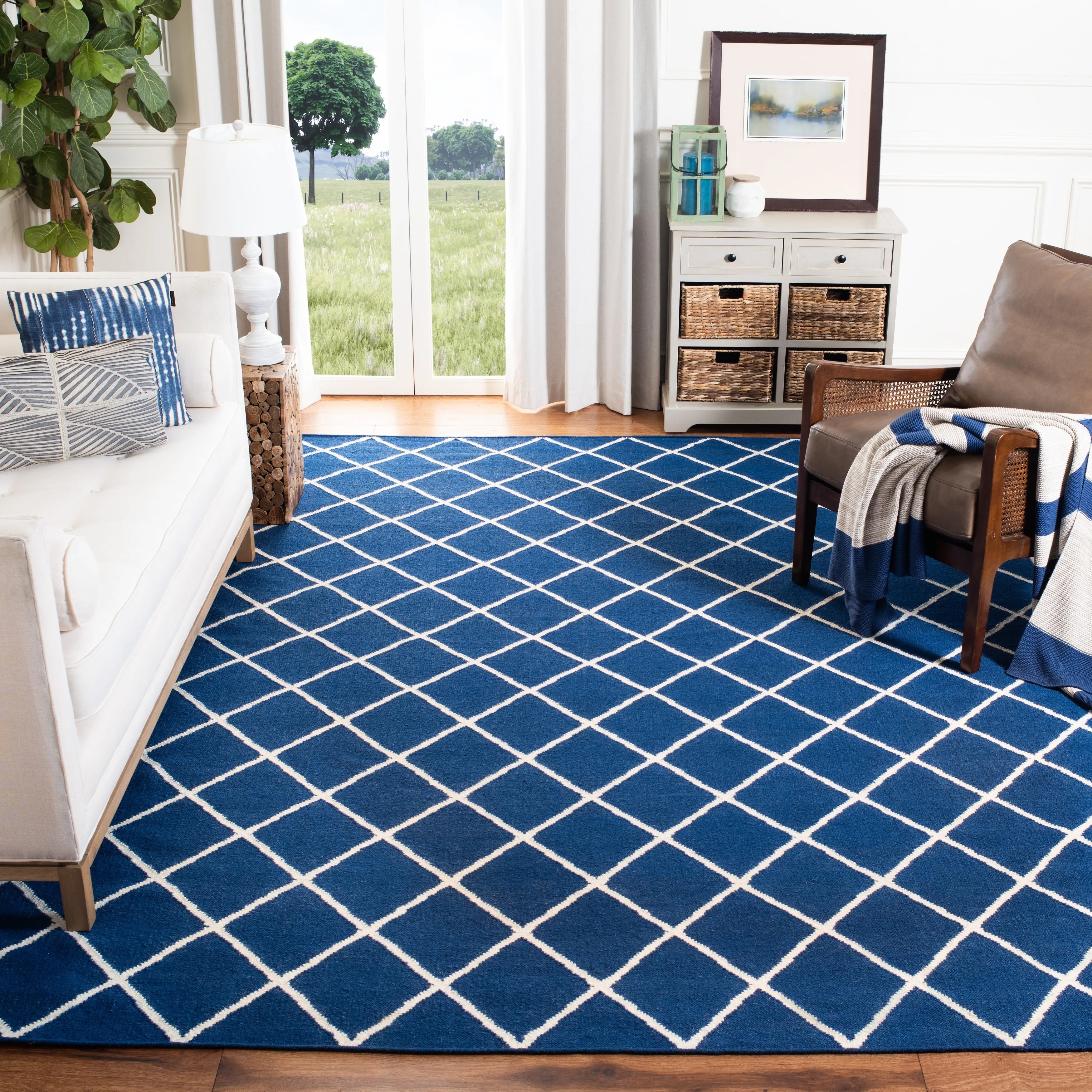 SAFAVIEH Handmade Flatweave Dhurries Valdi Modern Moroccan Wool Rug