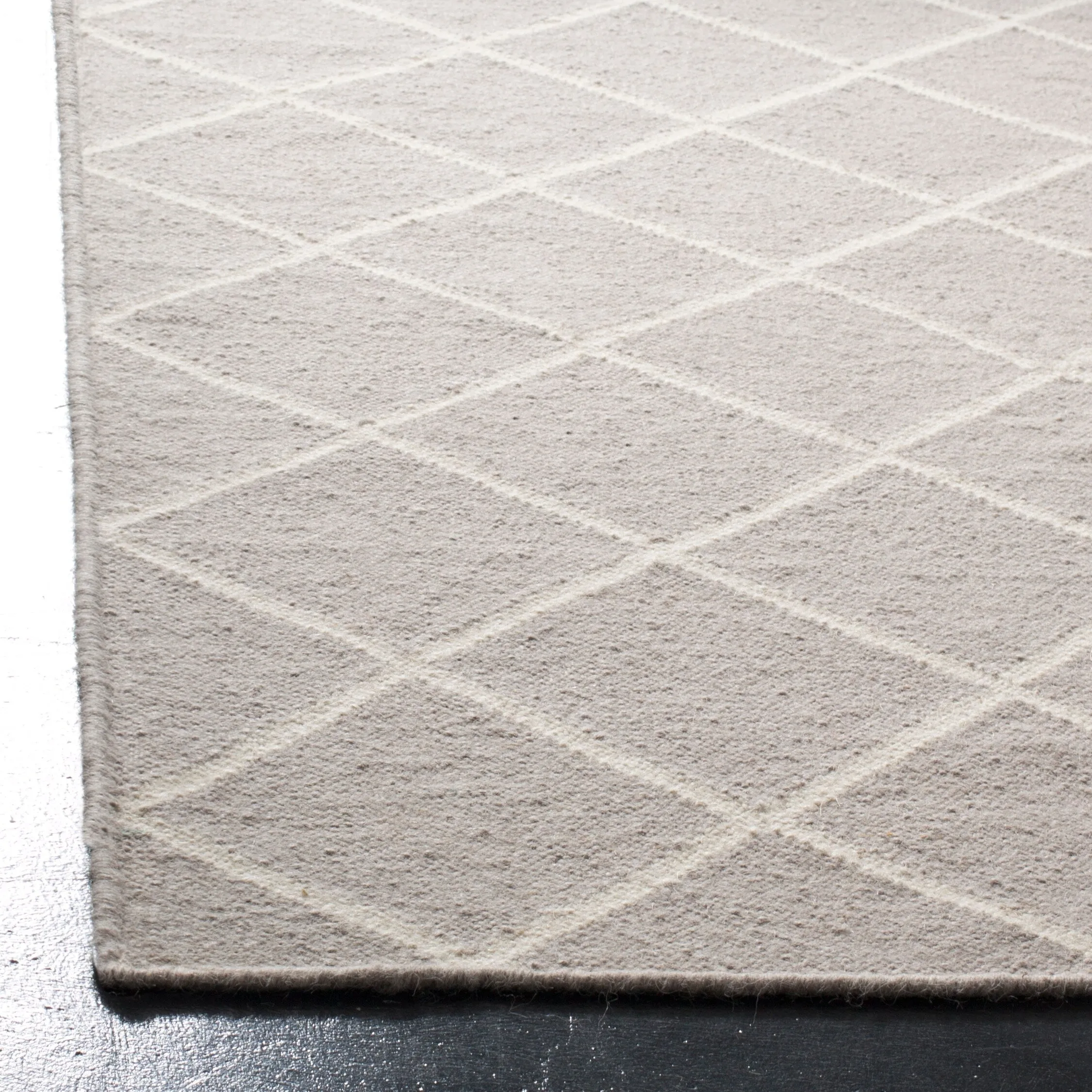 SAFAVIEH Handmade Flatweave Dhurries Valdi Modern Moroccan Wool Rug