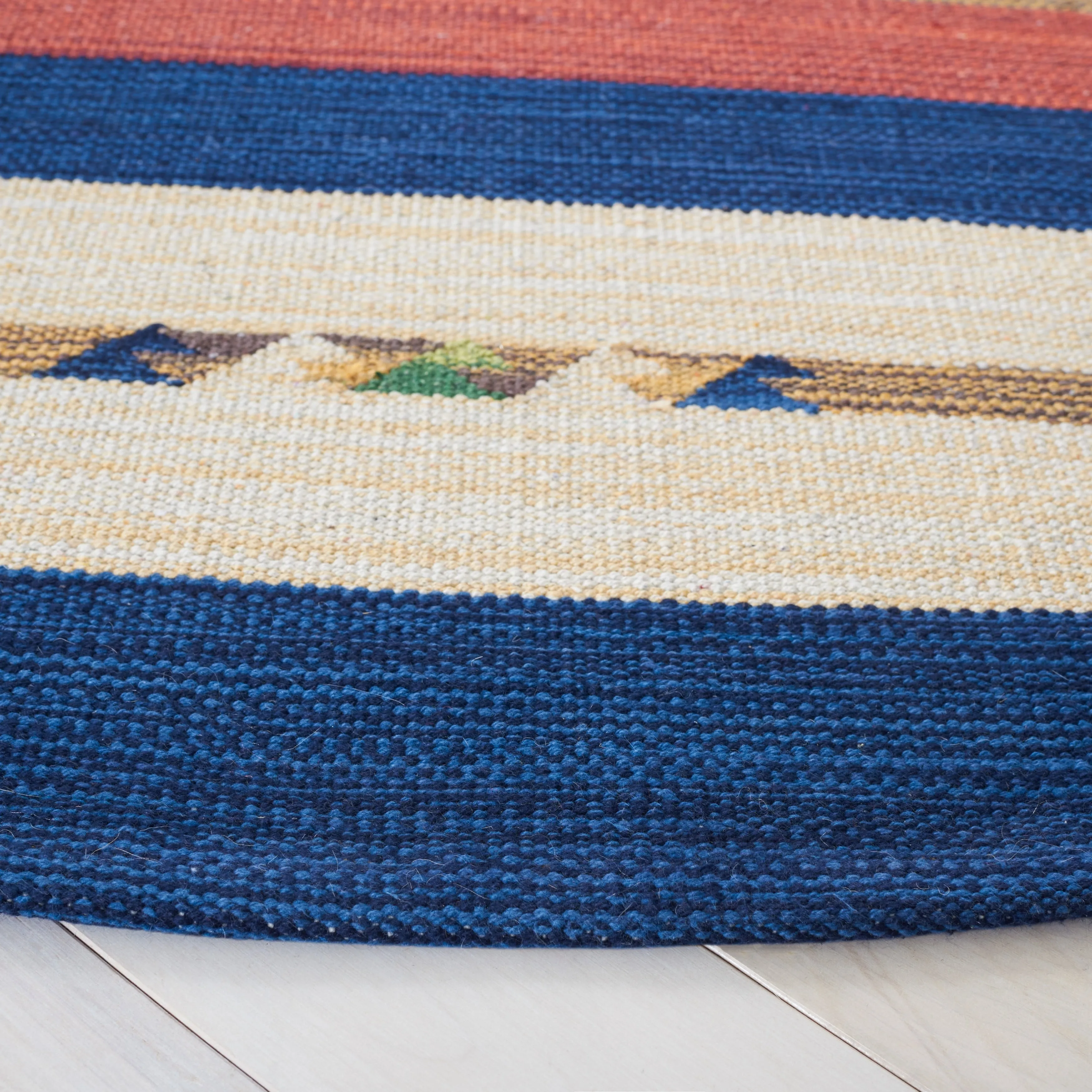 SAFAVIEH Handmade Flatweave Montauk Sheffield Boho Tribal Cotton Rug