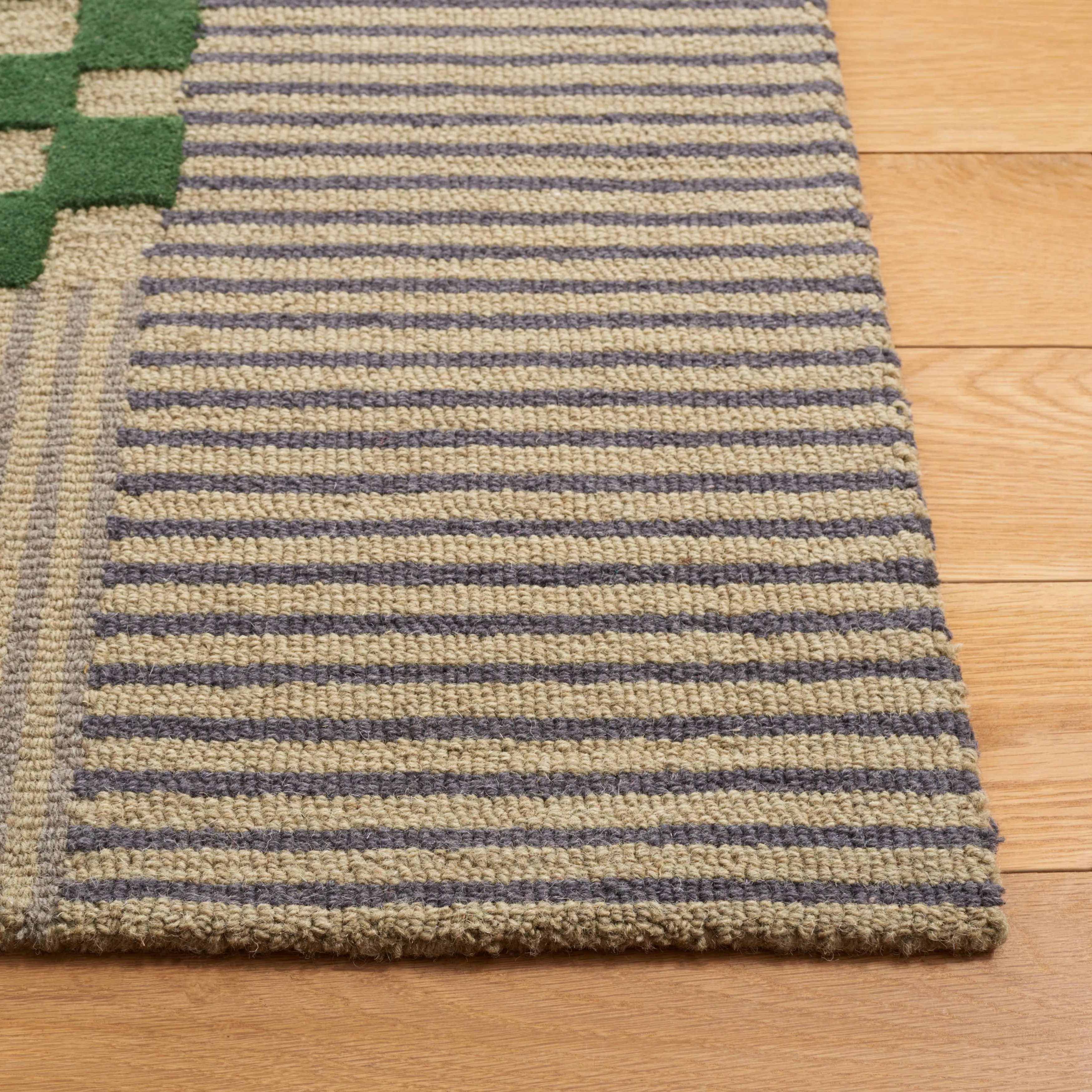 SAFAVIEH Handmade Genre Kiek Checkered Wool Rug
