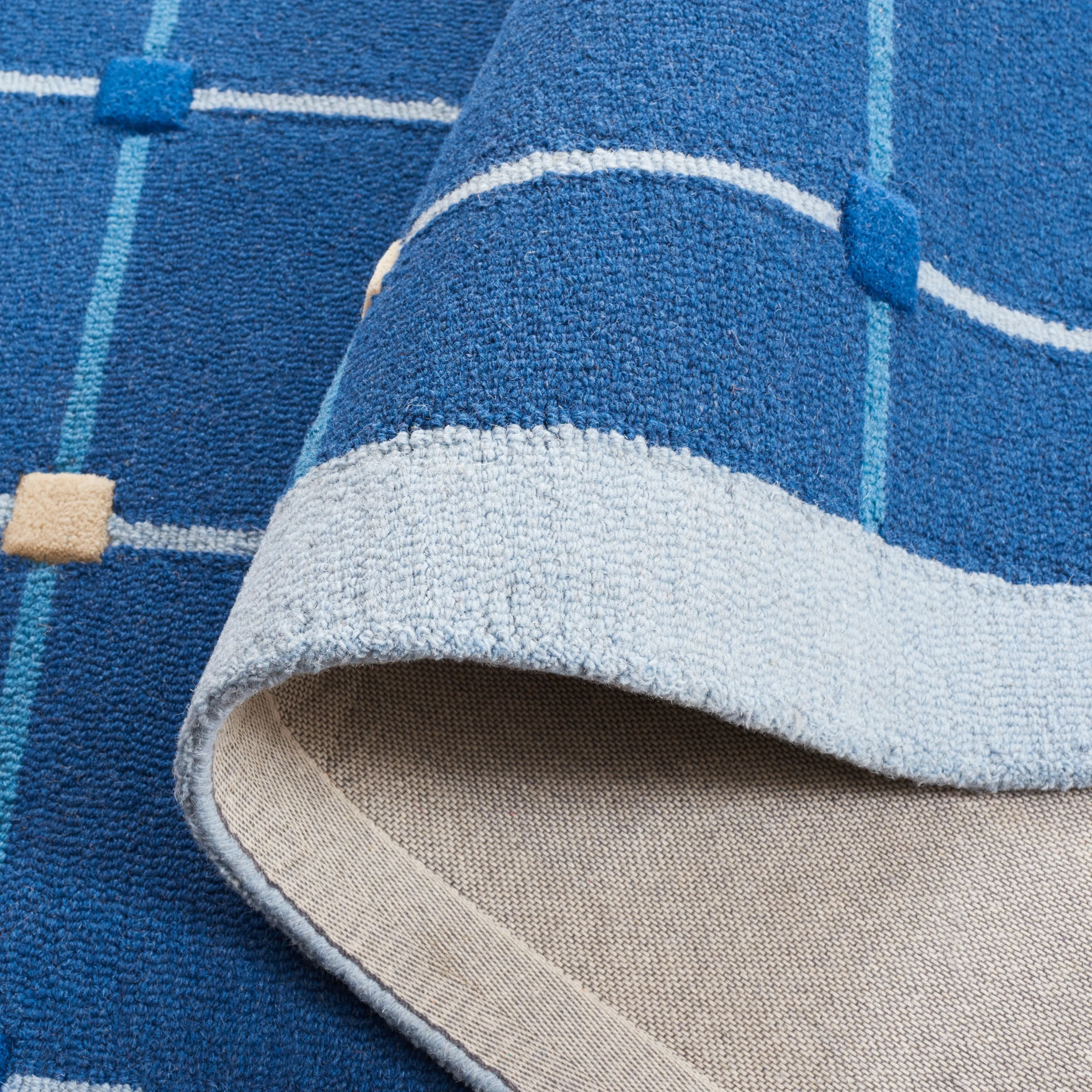 SAFAVIEH Handmade Genre Solenne Checkered Wool Rug