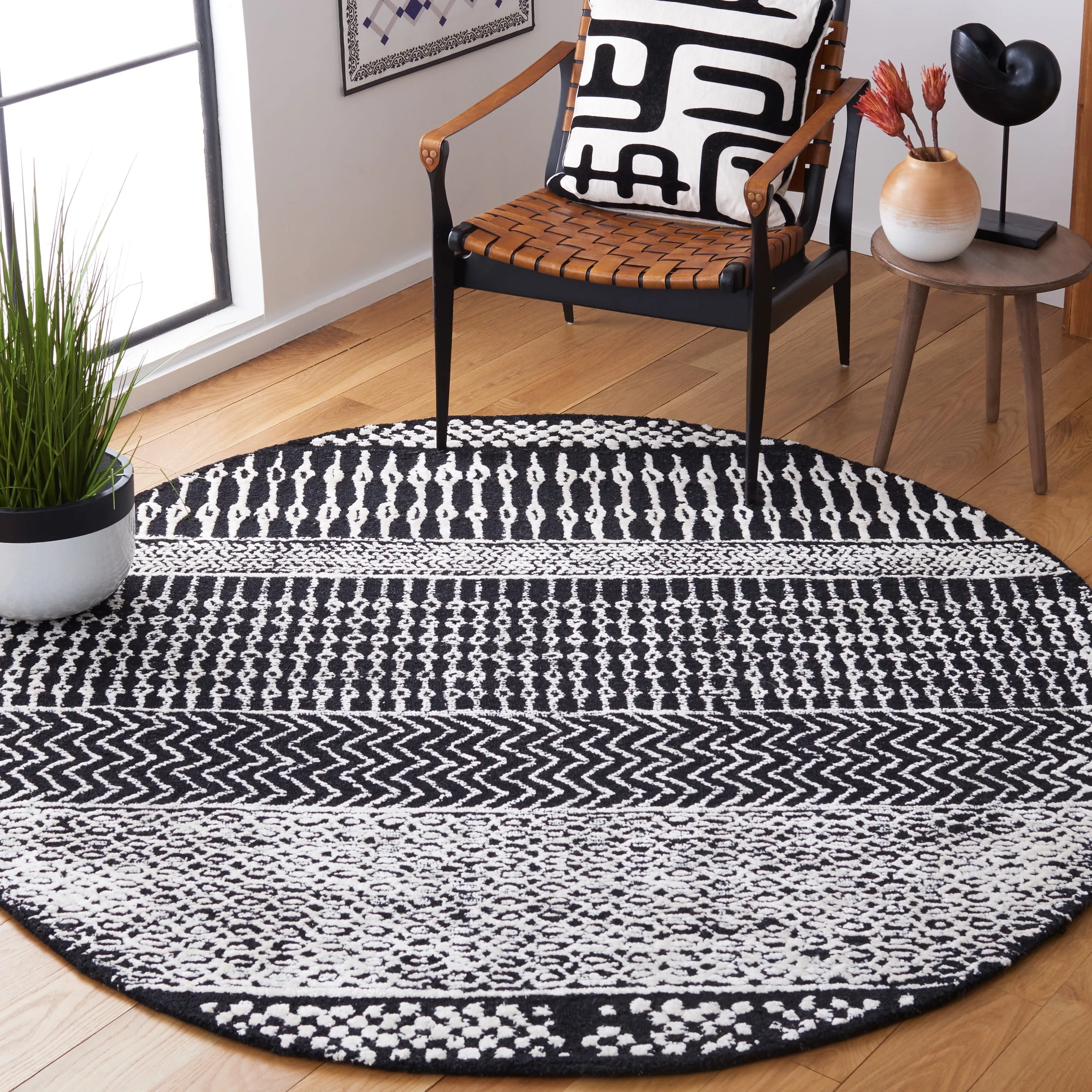 SAFAVIEH Handmade Glamour Shag Modern Viscose Rug