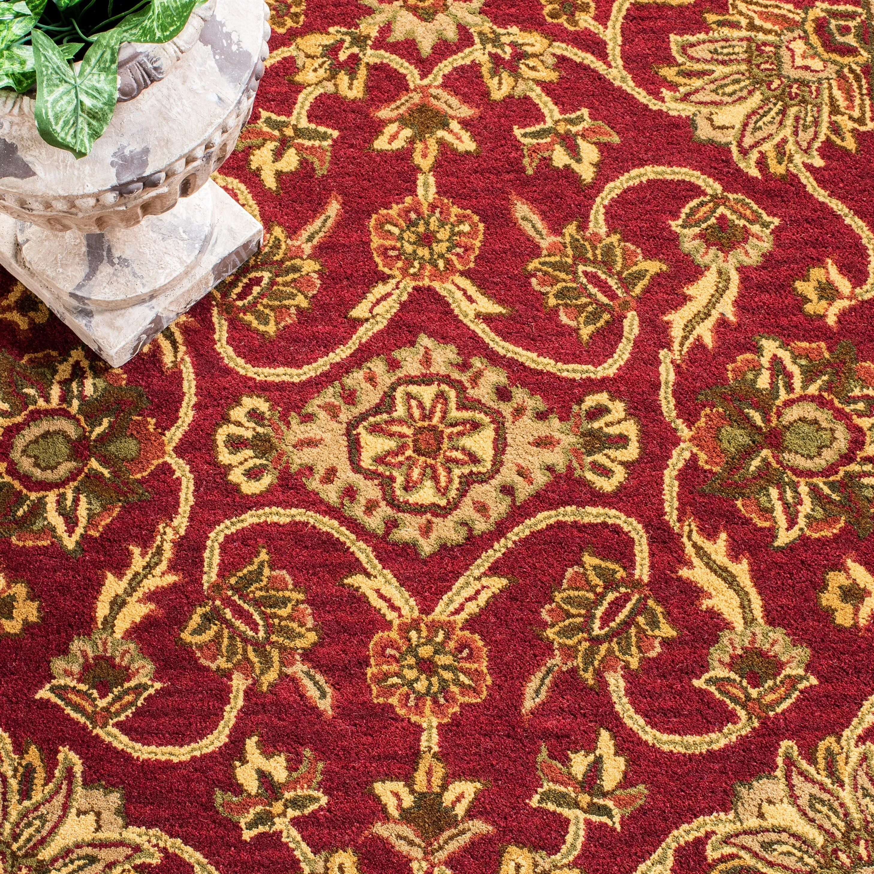 SAFAVIEH Handmade Golden Effie Tomika Traditional Oriental Wool Rug