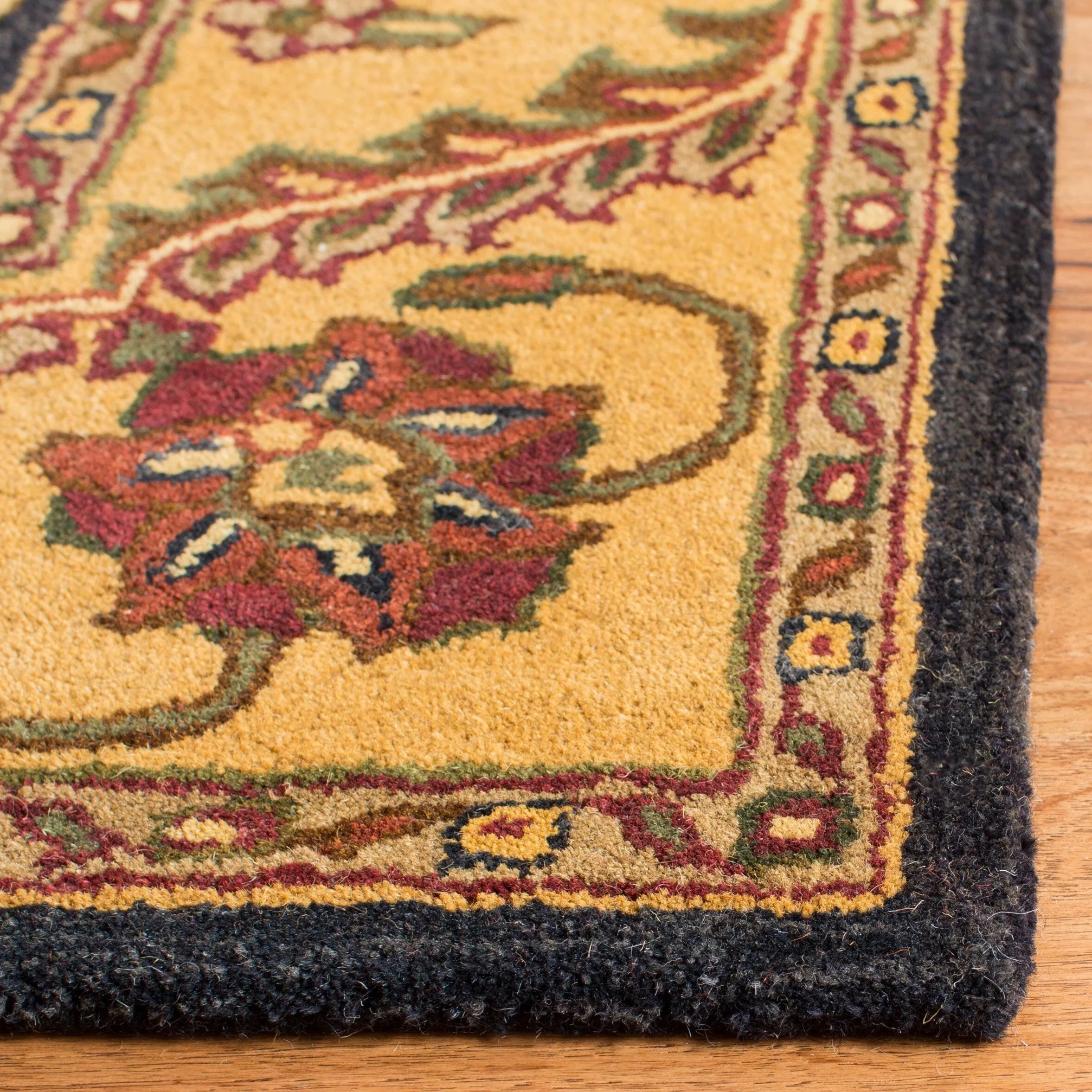 SAFAVIEH Handmade Golden Effie Tomika Traditional Oriental Wool Rug