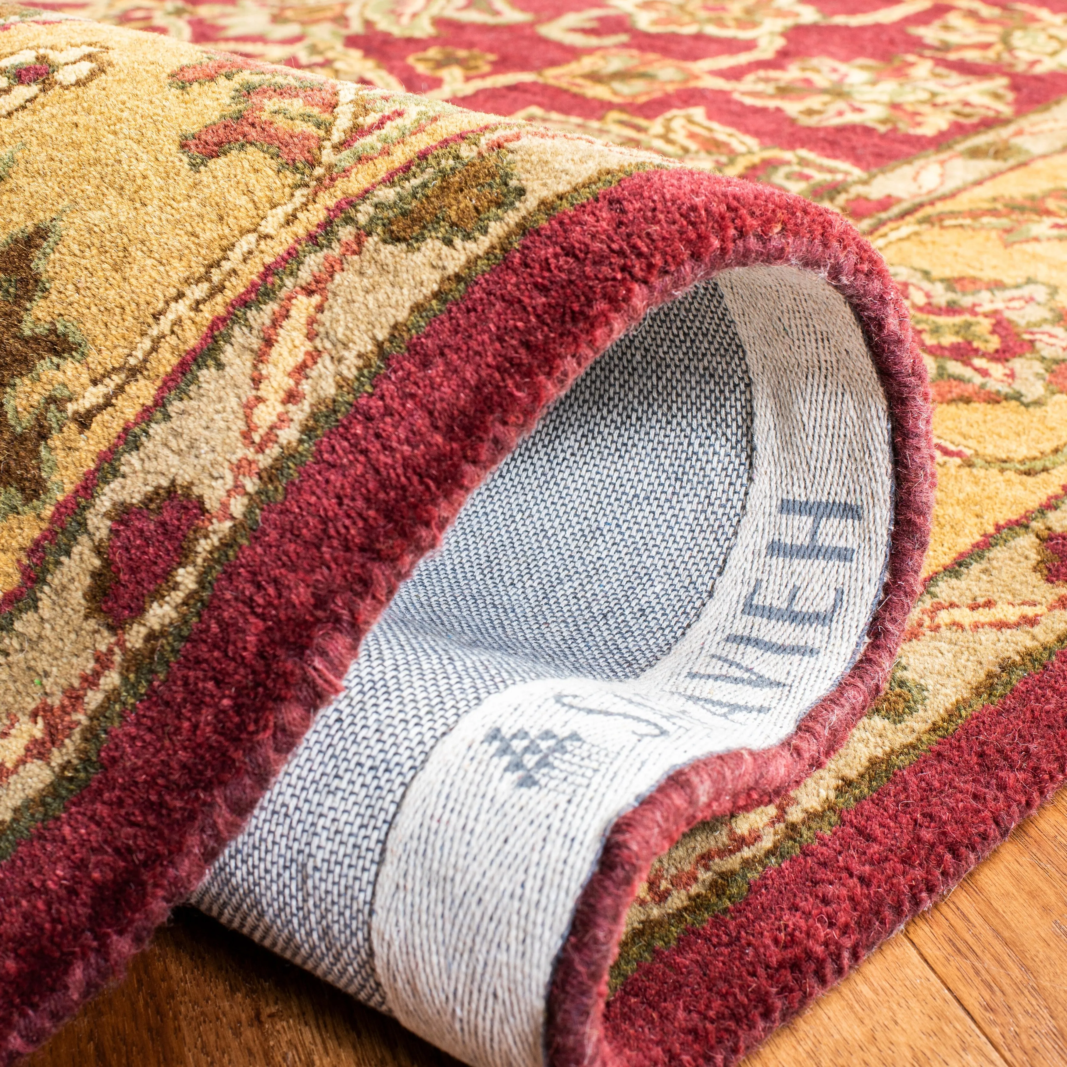 SAFAVIEH Handmade Golden Effie Tomika Traditional Oriental Wool Rug