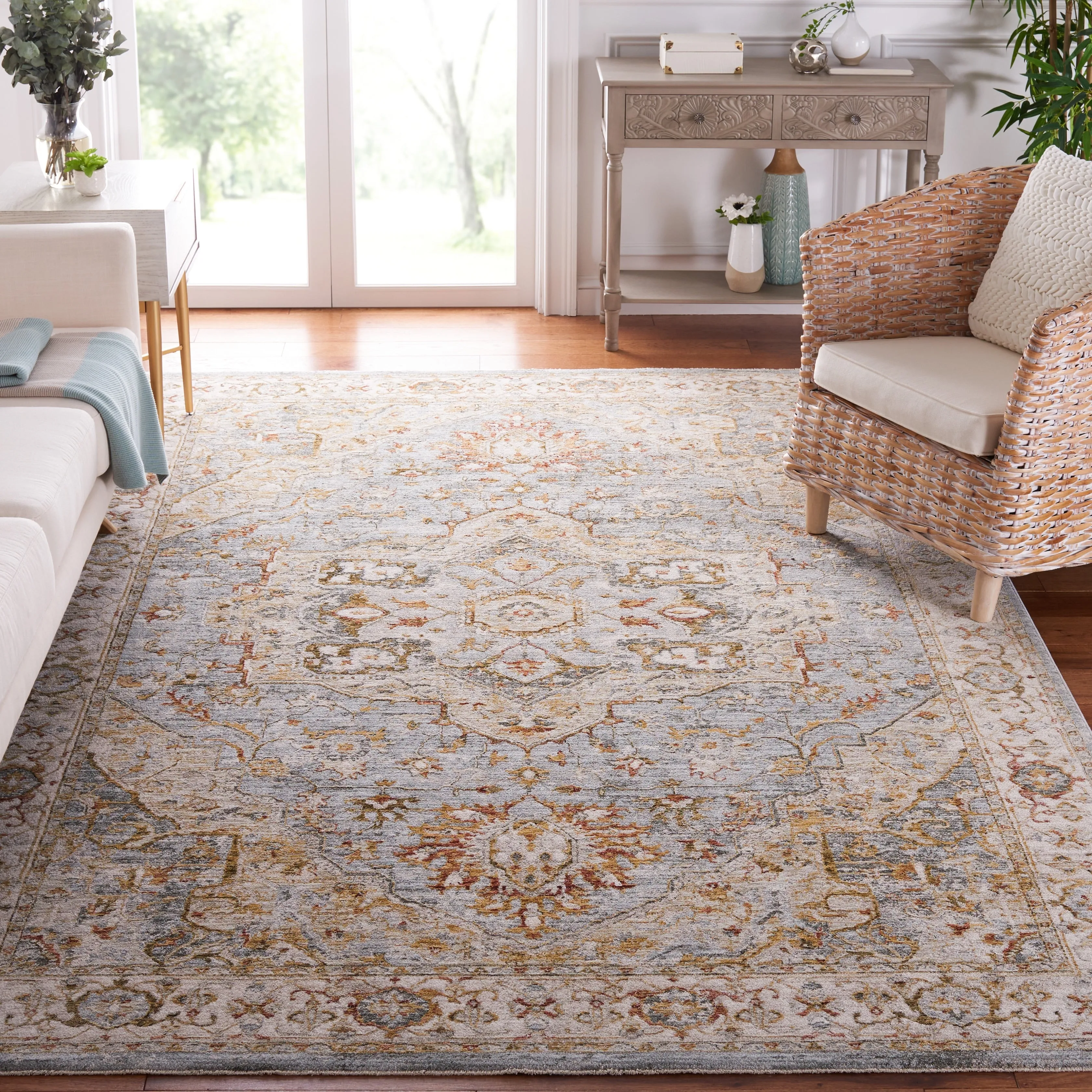 SAFAVIEH Handmade Hamilton Gundeline Oriental Rug