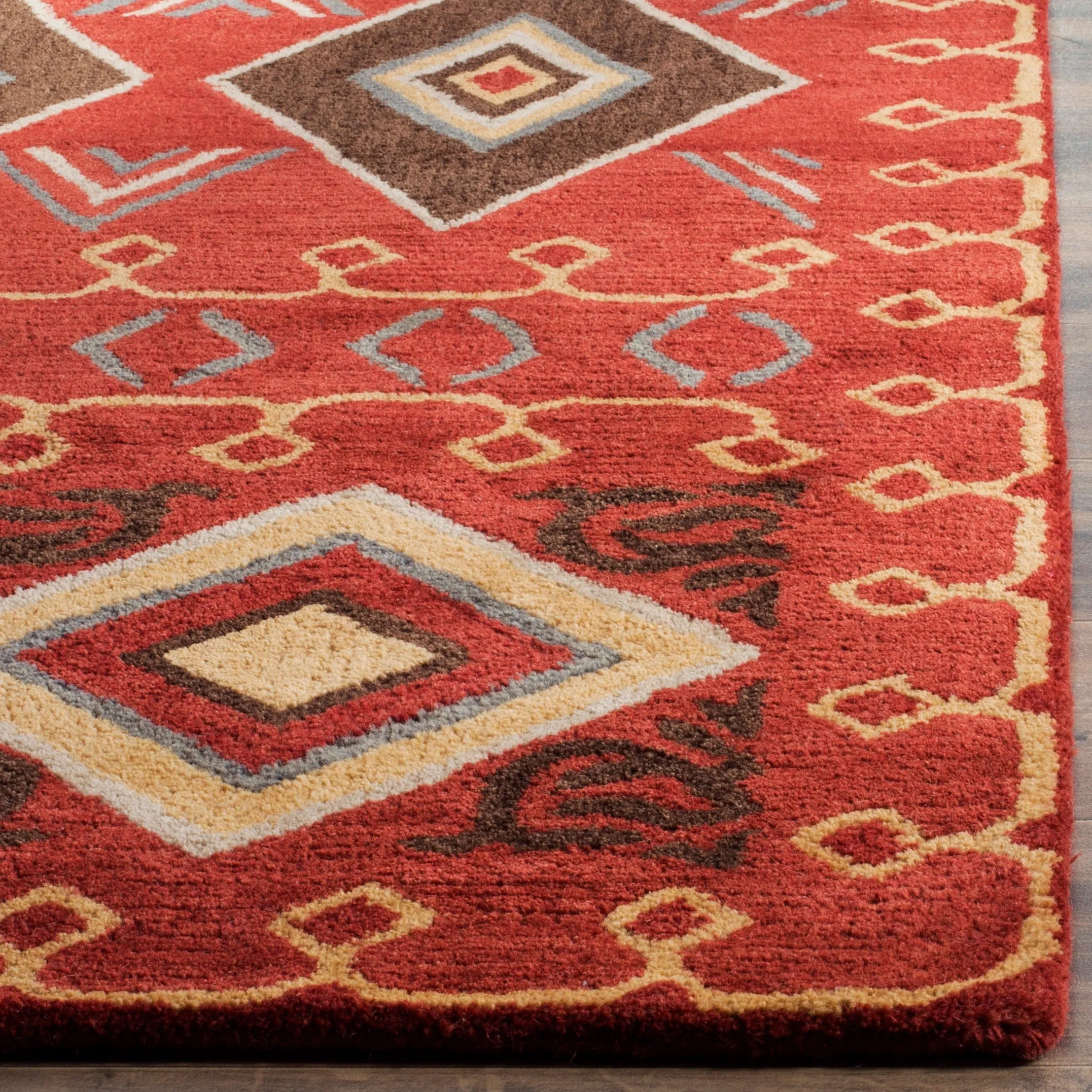 SAFAVIEH Handmade Heritage Constellation Traditional Oriental Wool Rug