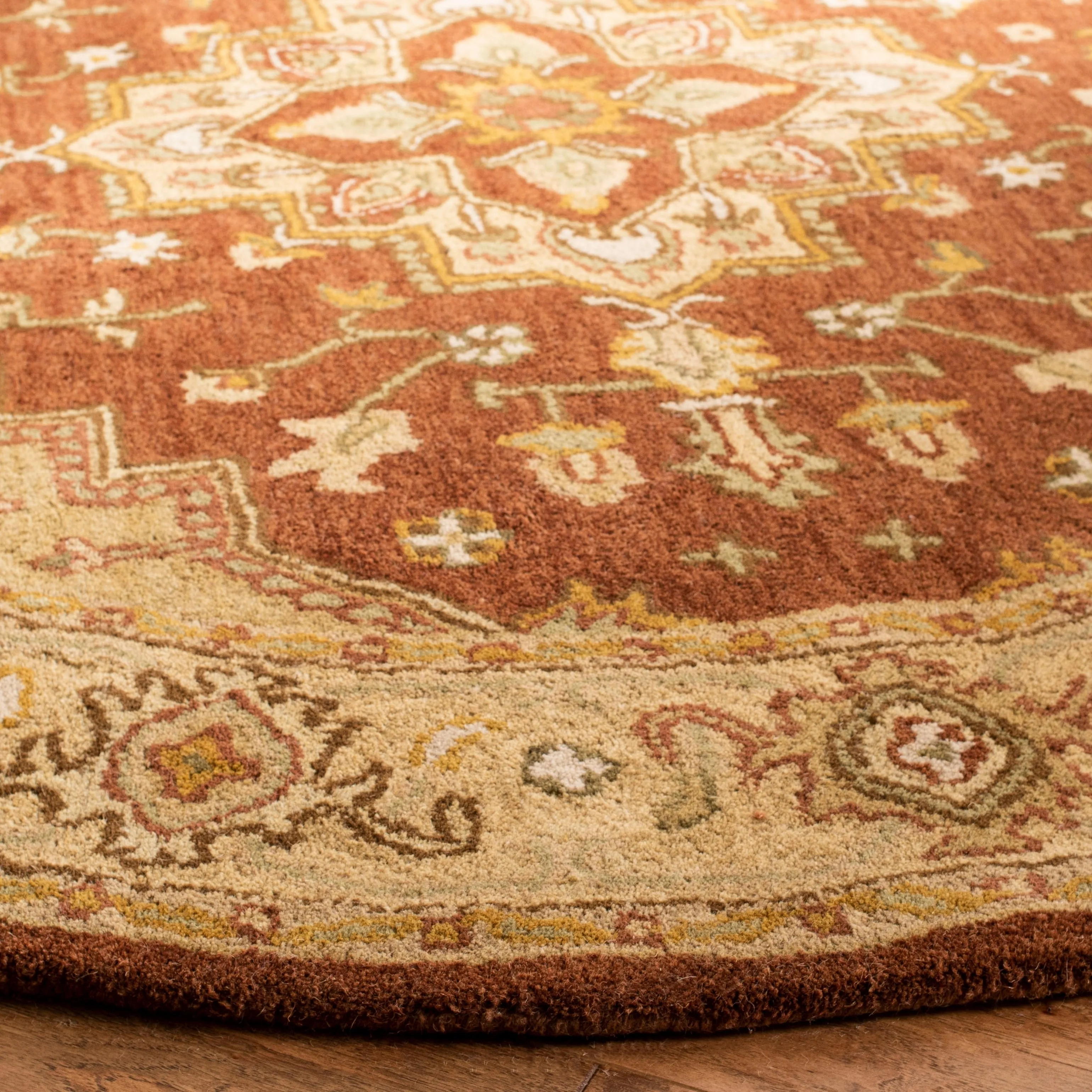 SAFAVIEH Handmade Heritage Foliage Traditional Oriental Wool Rug