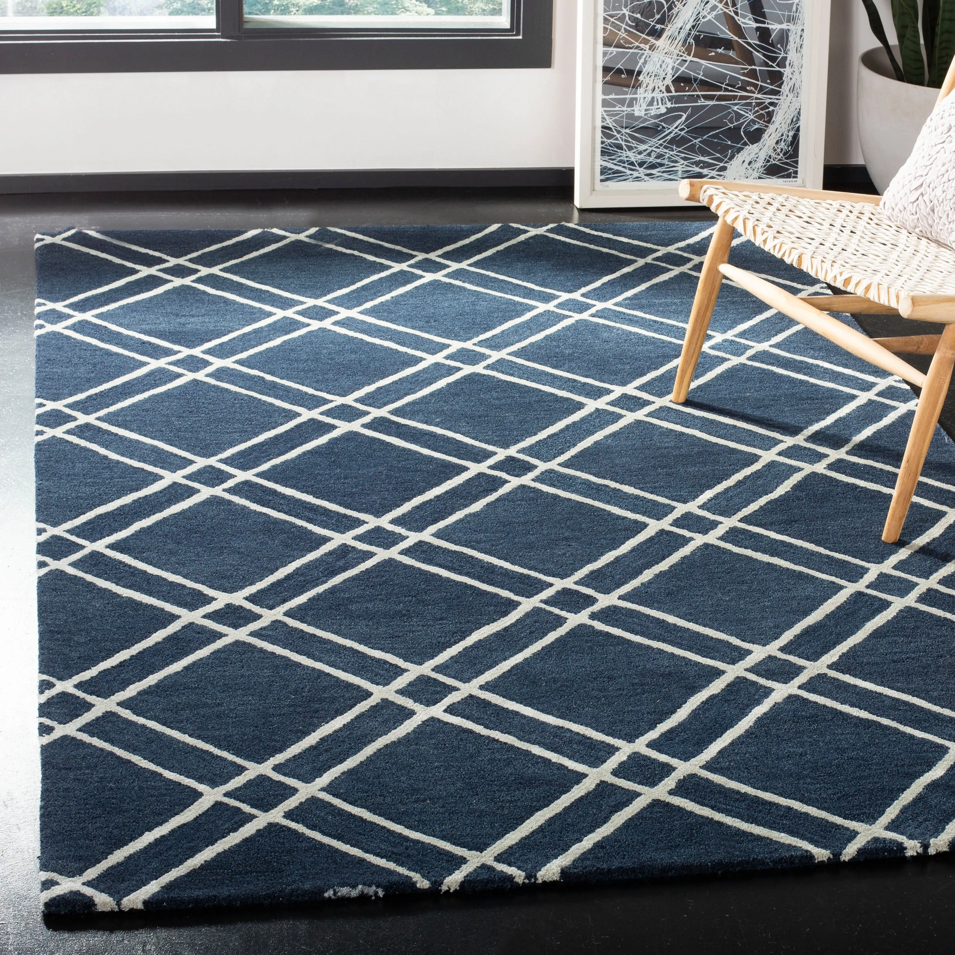SAFAVIEH Handmade Himalaya Beadwork Modern Wool Rug