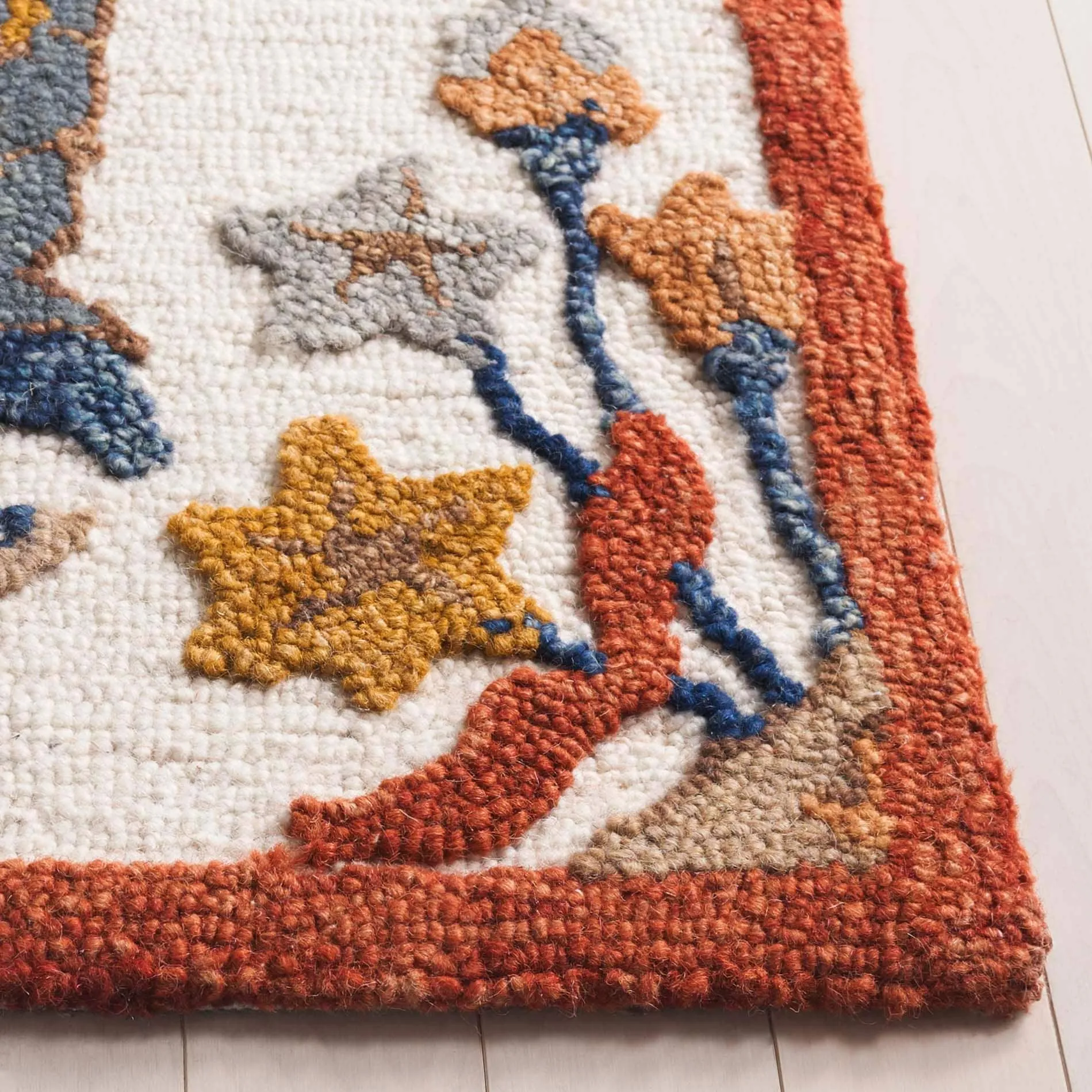 SAFAVIEH Handmade Jardin Rusa Country Floral Wool Rug