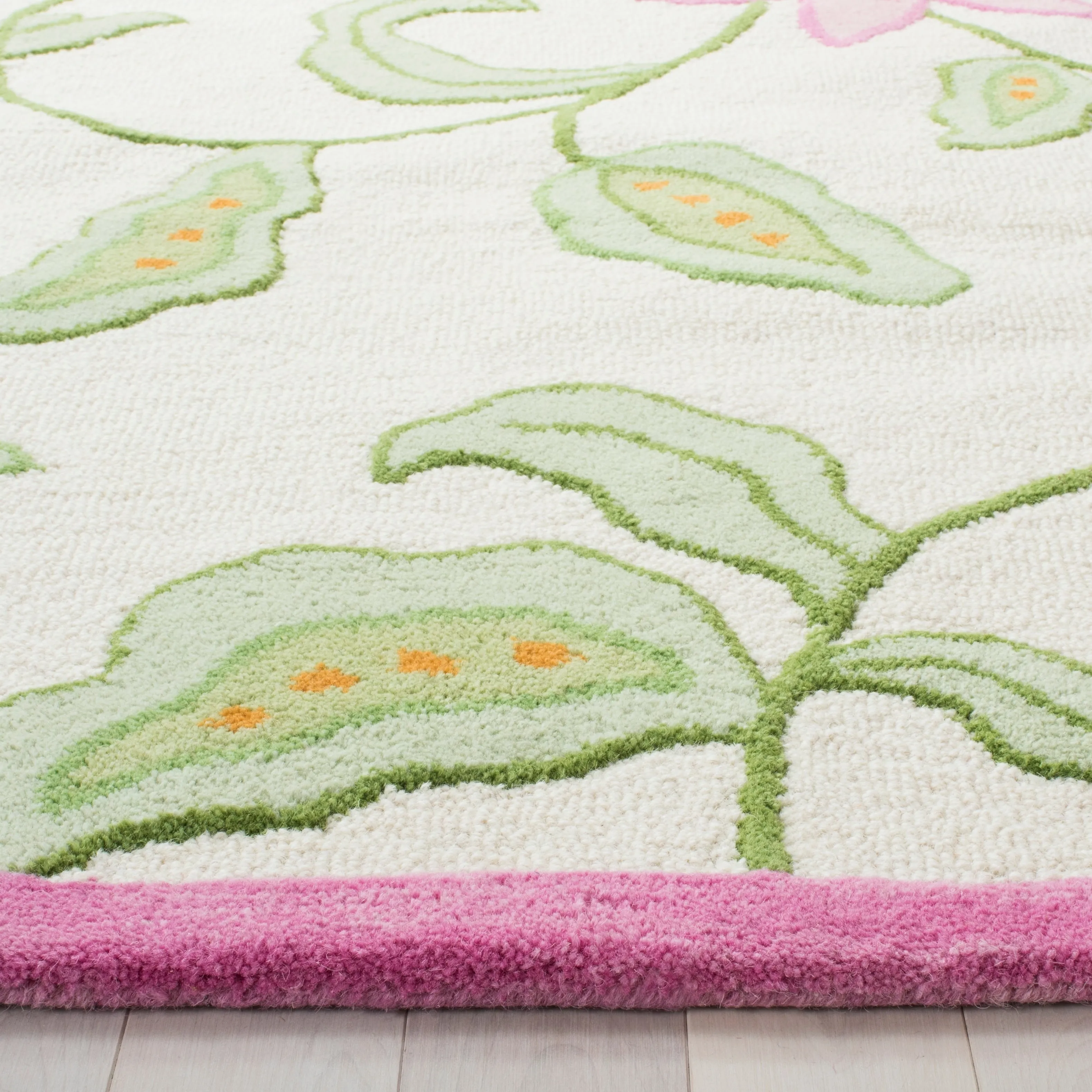 SAFAVIEH Handmade Kids Haylie Wool Rug